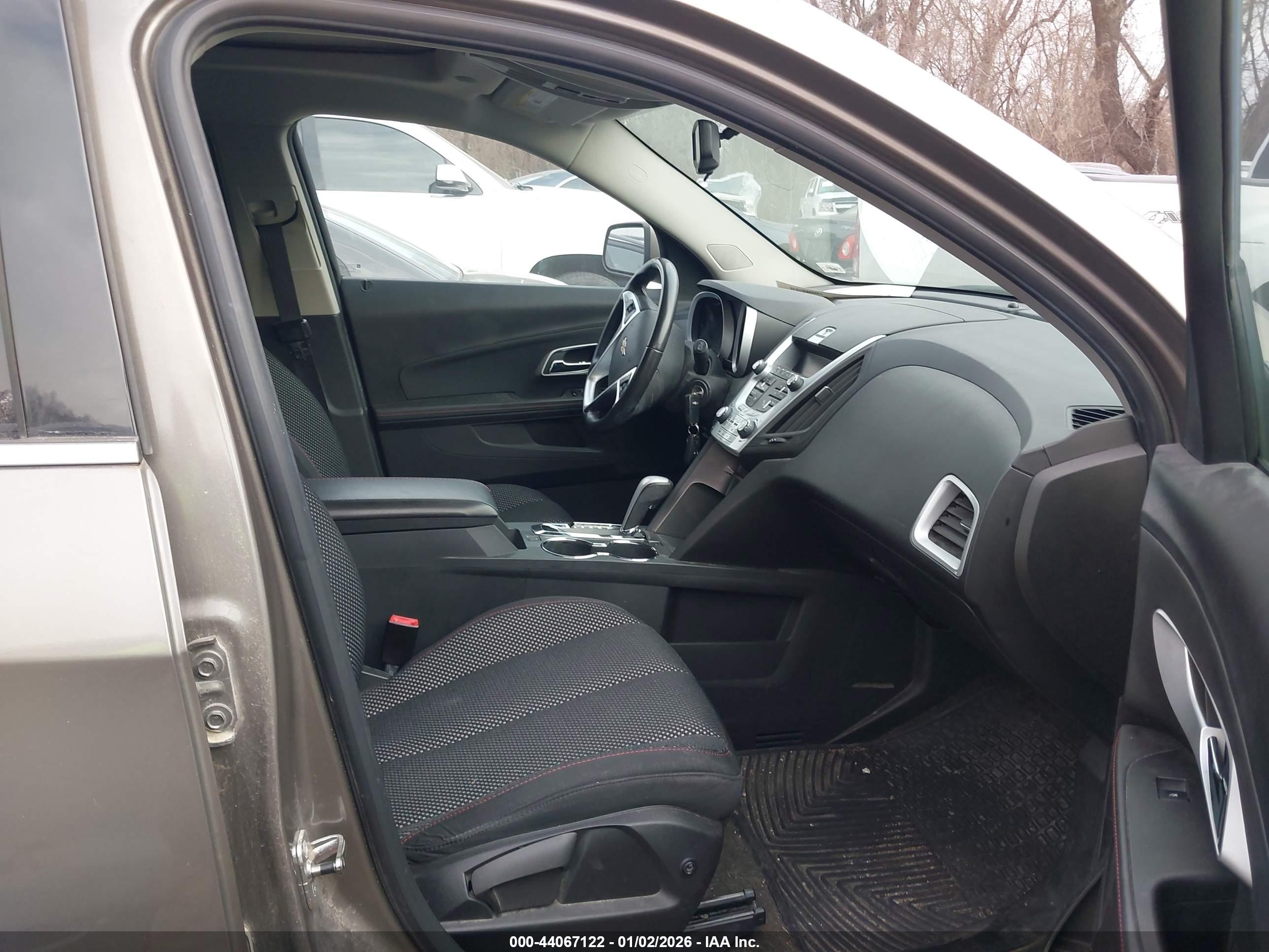 CHEVROLET EQUINOX image 5