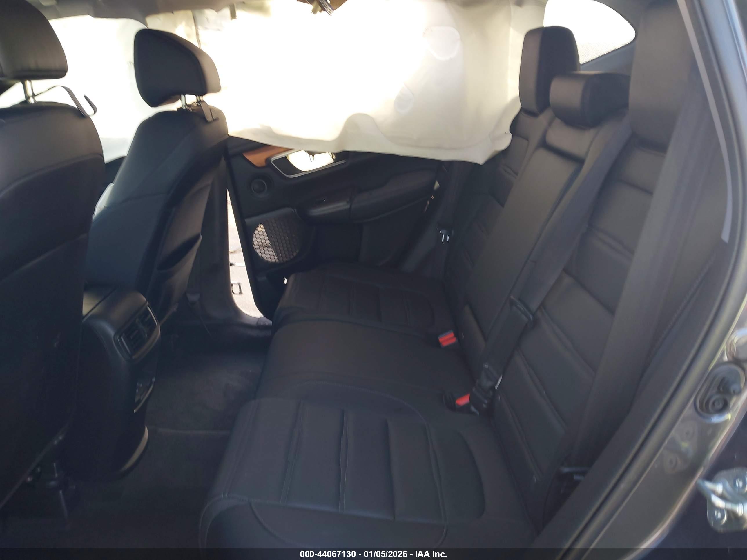 HONDA CR-V image 8