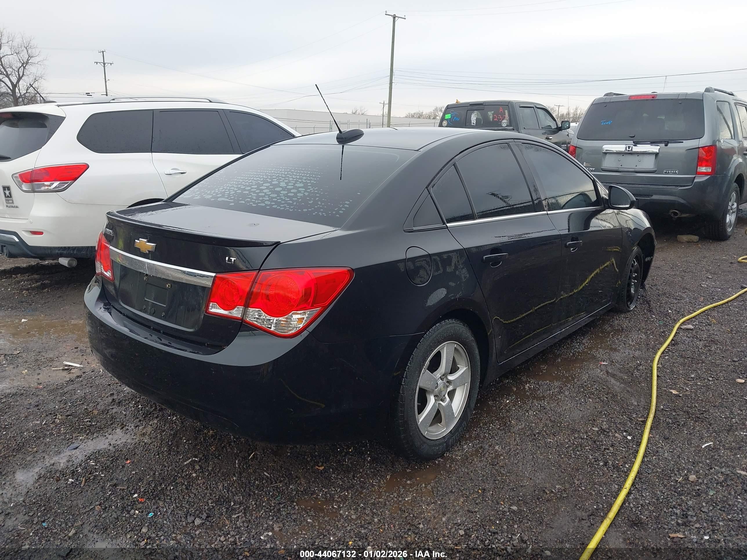 CHEVROLET CRUZE image 4