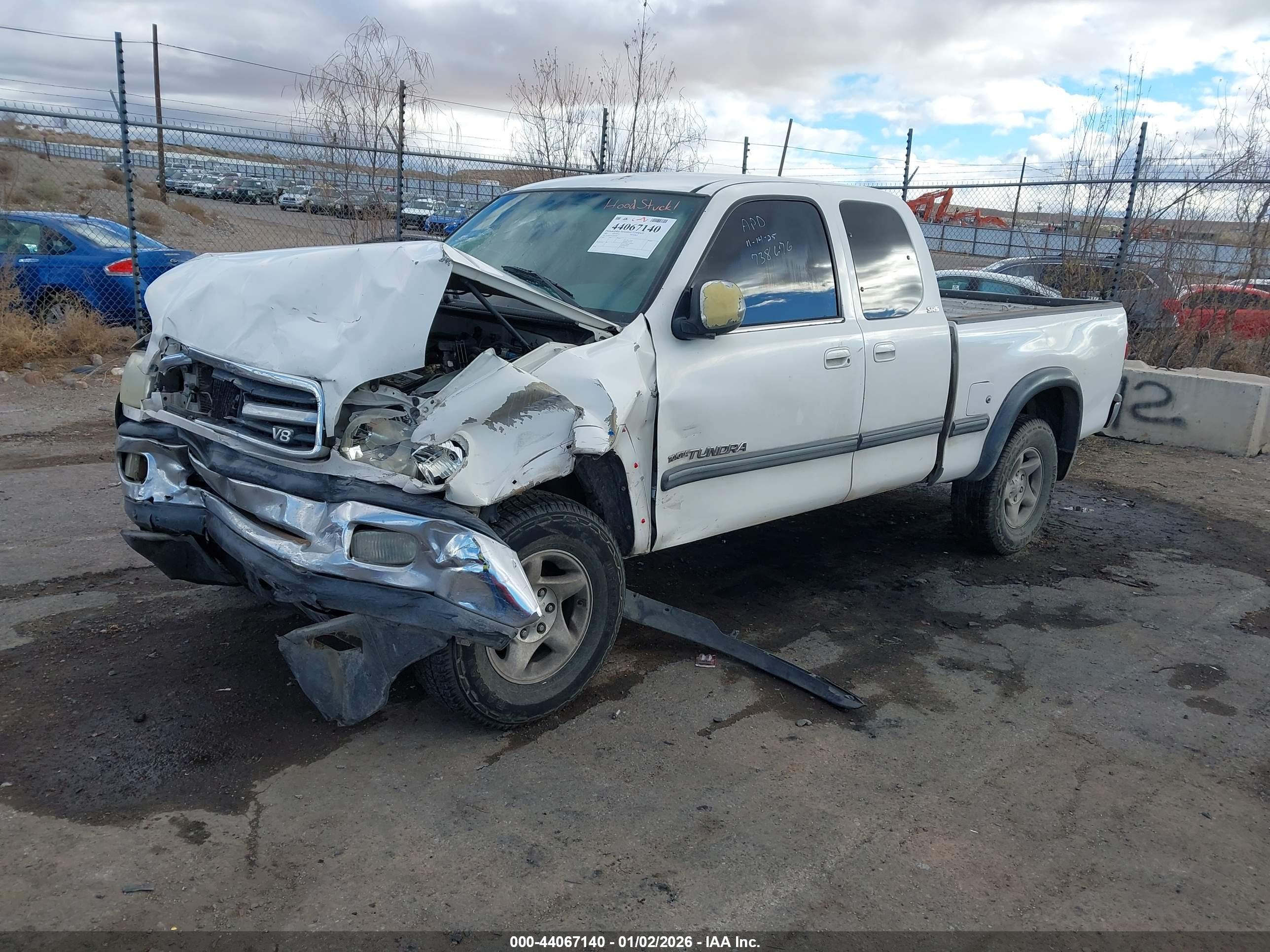TOYOTA TUNDRA image 2