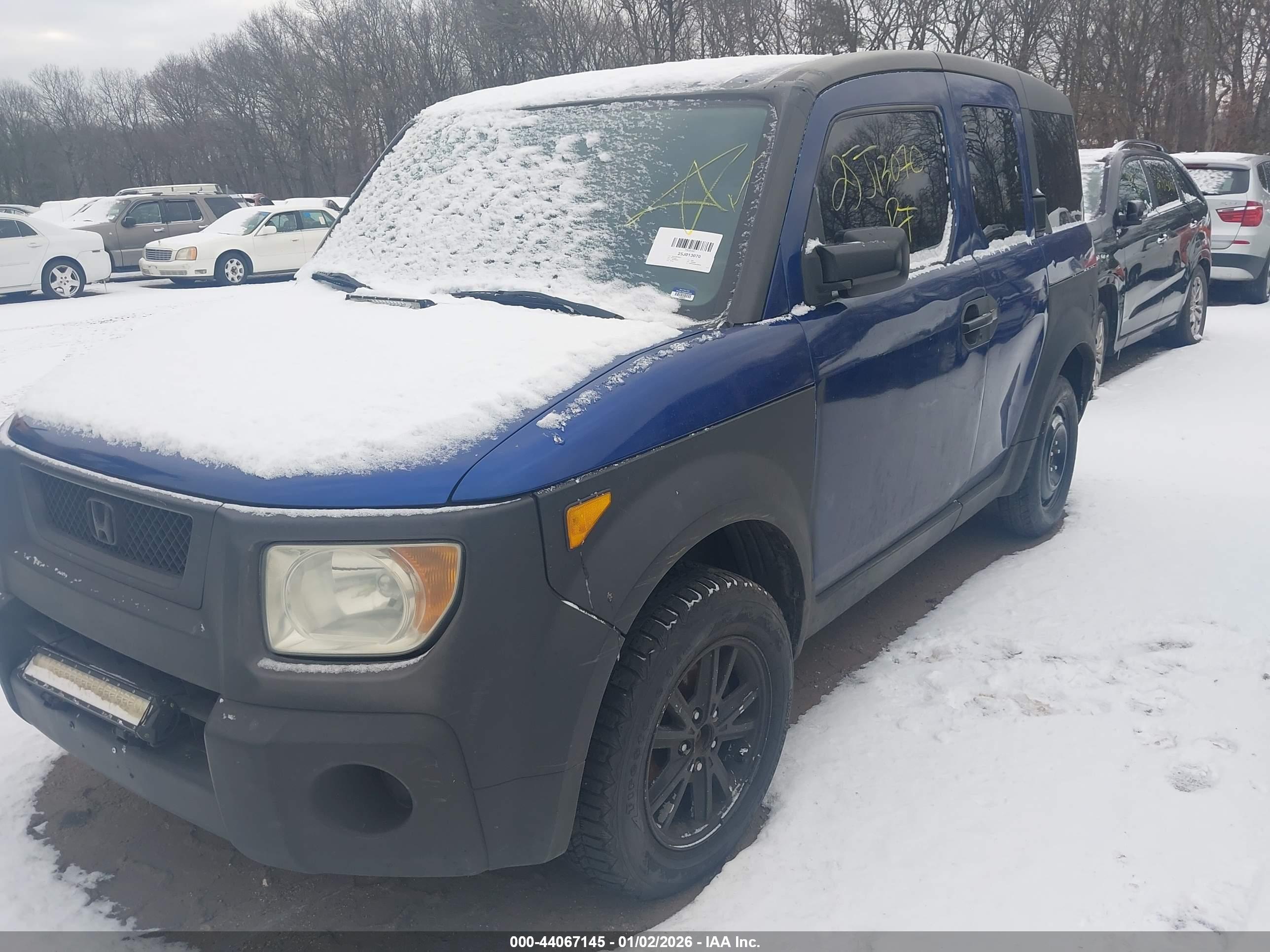 HONDA ELEMENT image 2