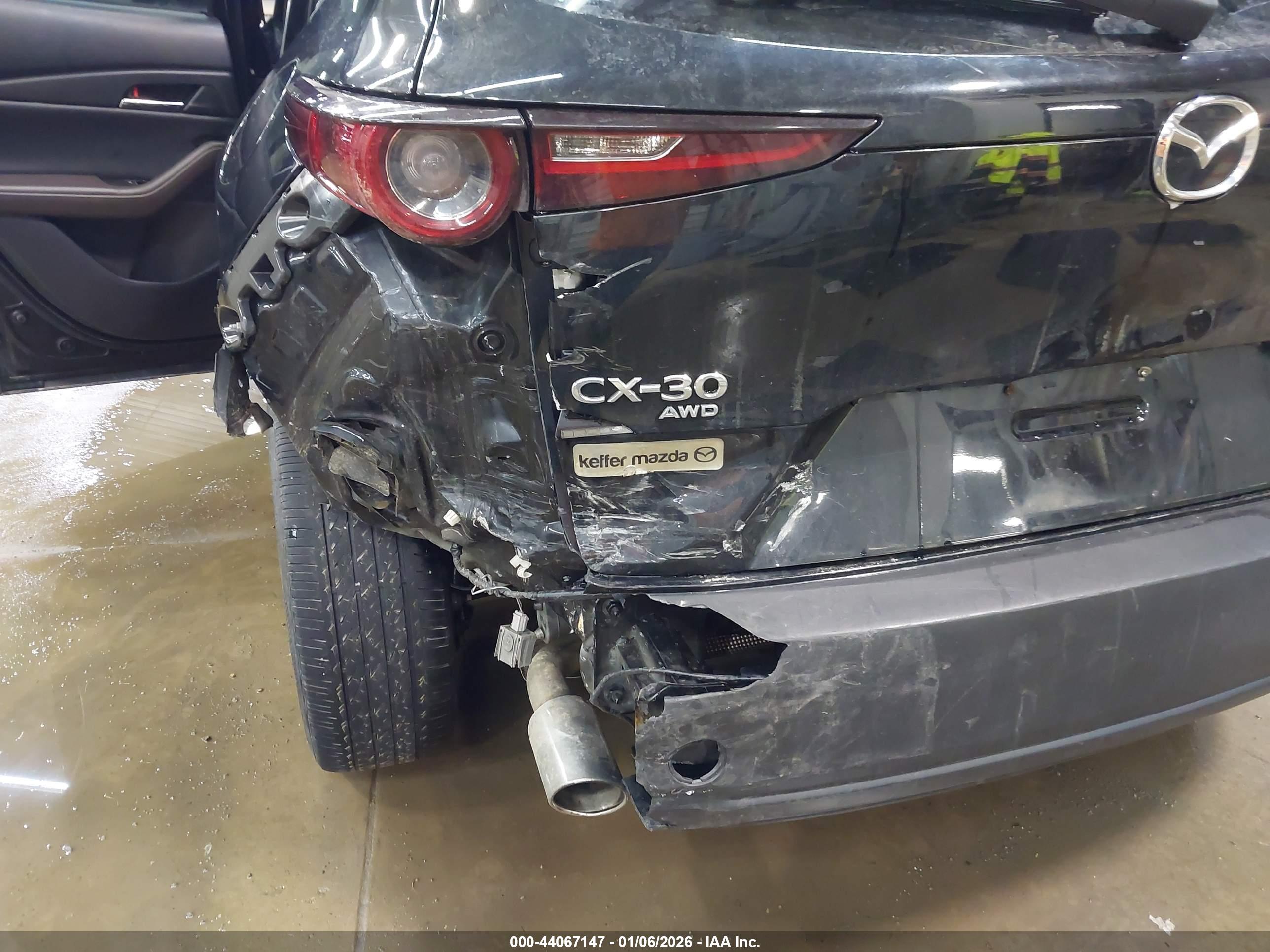 MAZDA CX-30 image 6