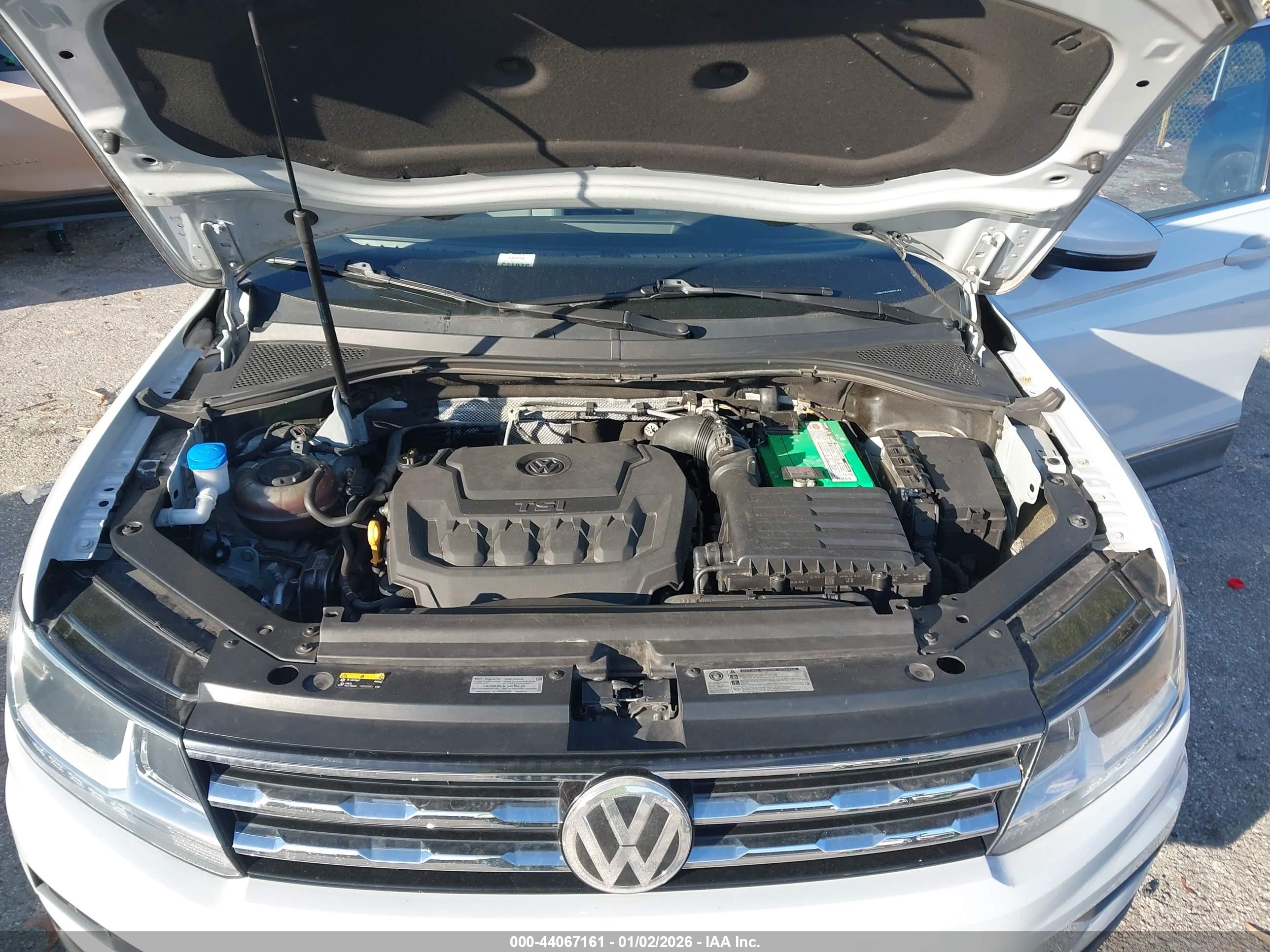 VOLKSWAGEN TIGUAN image 10