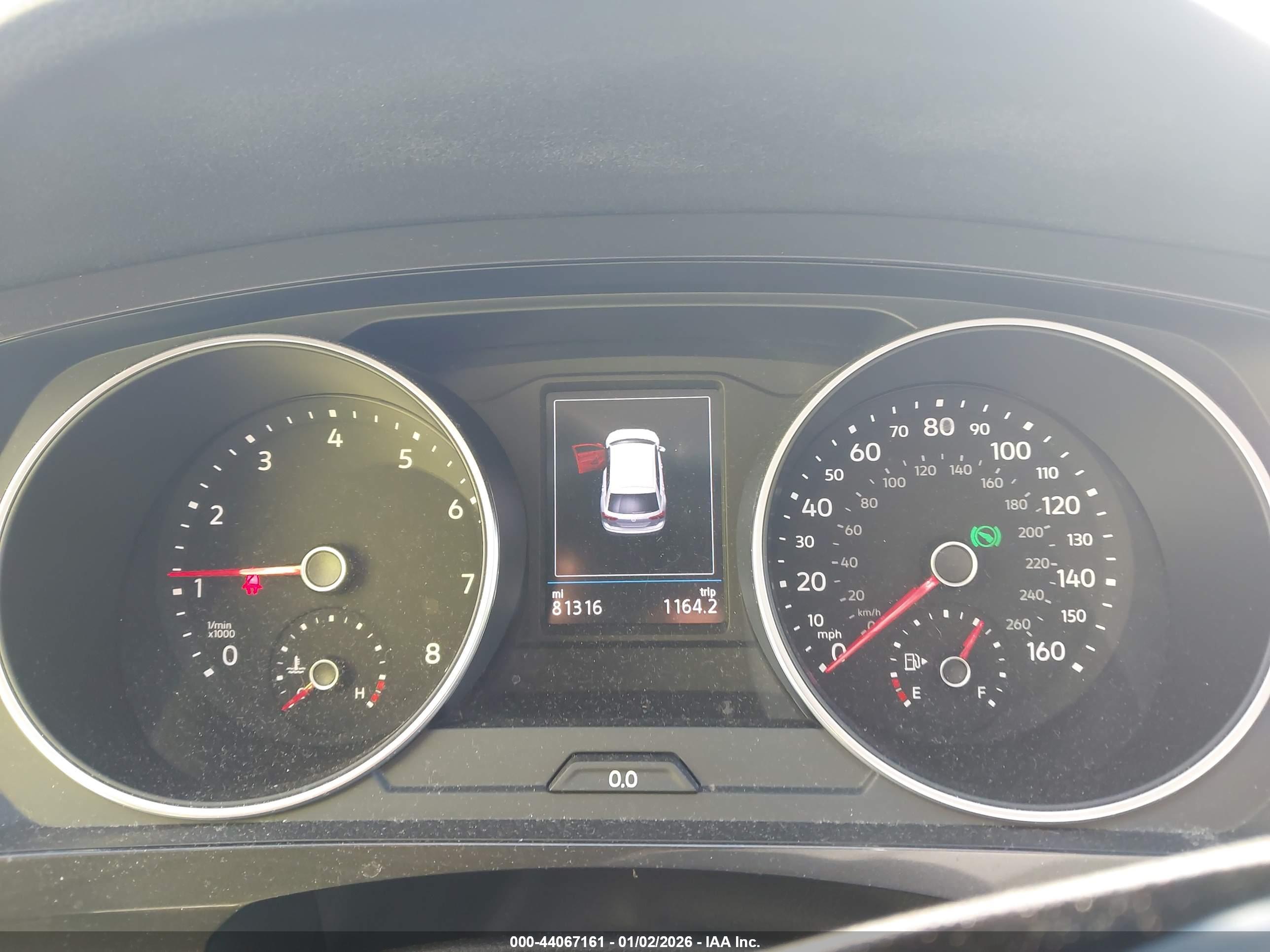 VOLKSWAGEN TIGUAN image 7