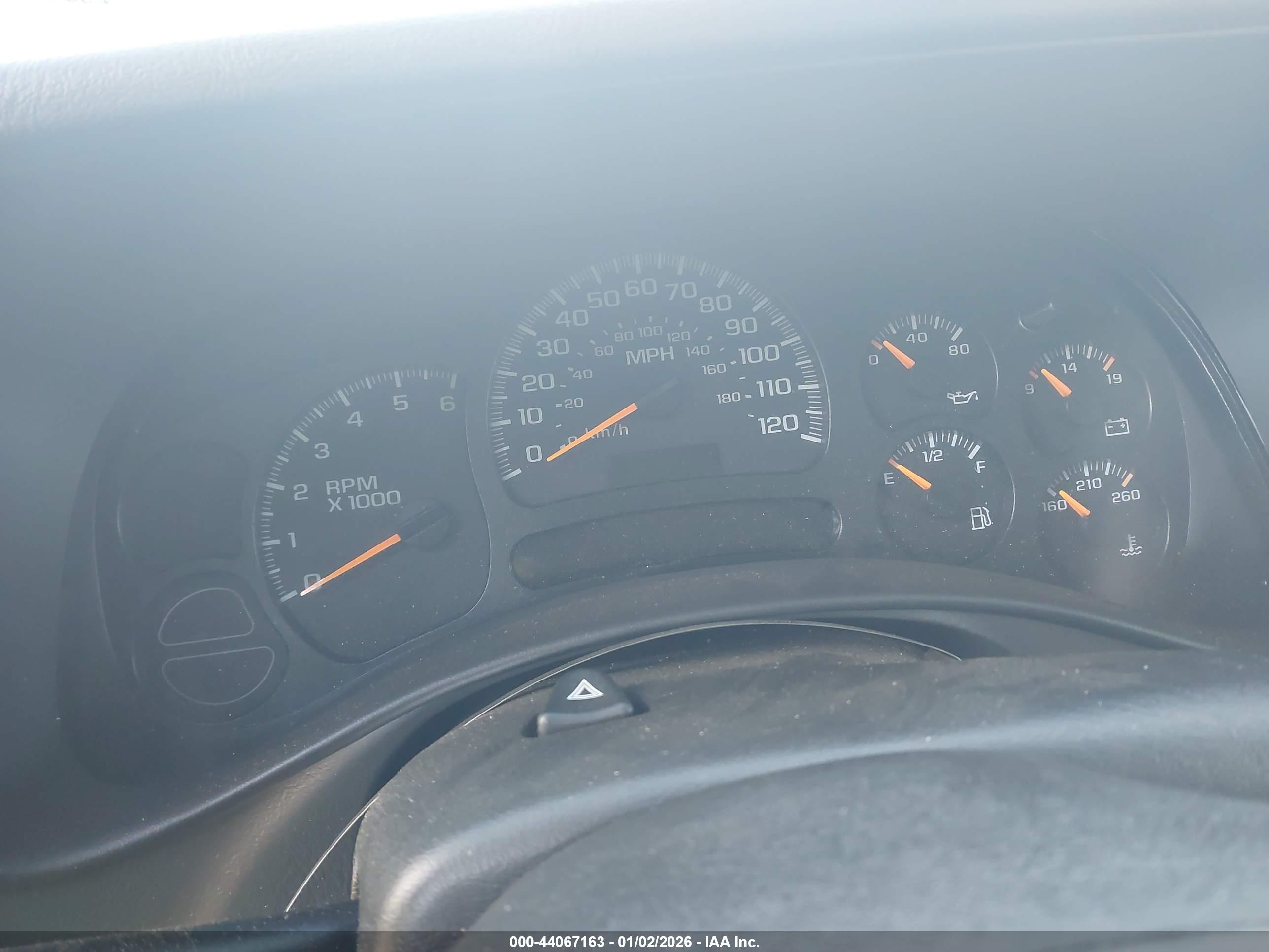 CHEVROLET TAHOE image 7