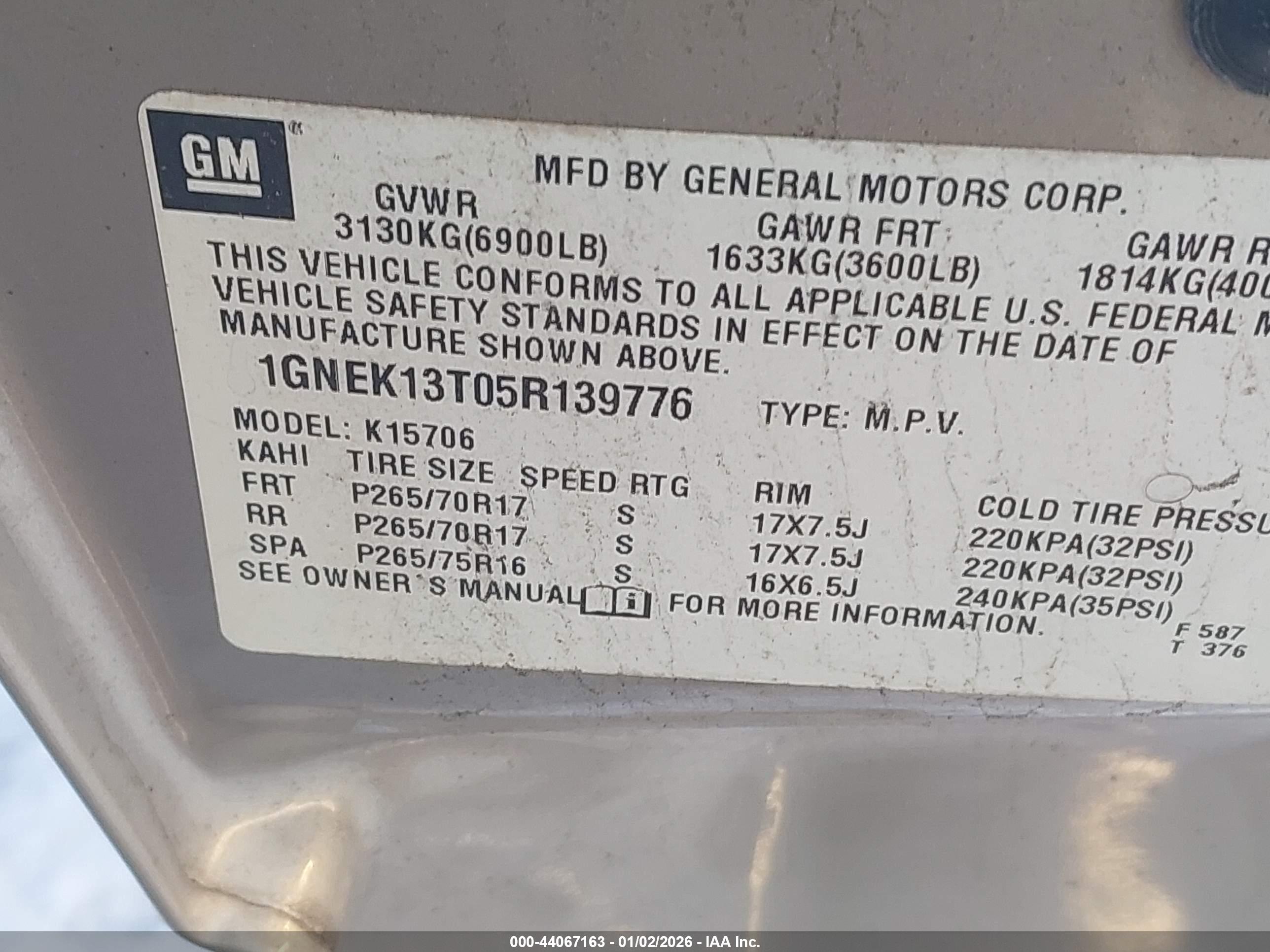 CHEVROLET TAHOE image 9