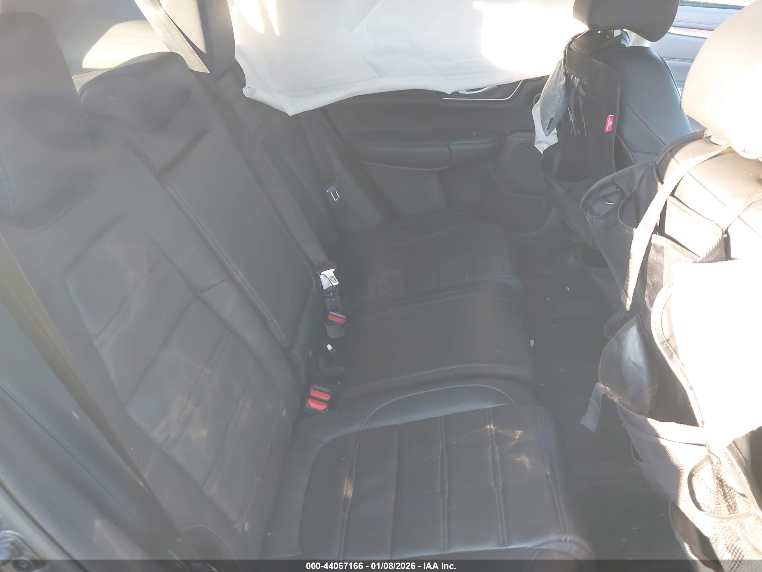 HONDA CR-V image 8