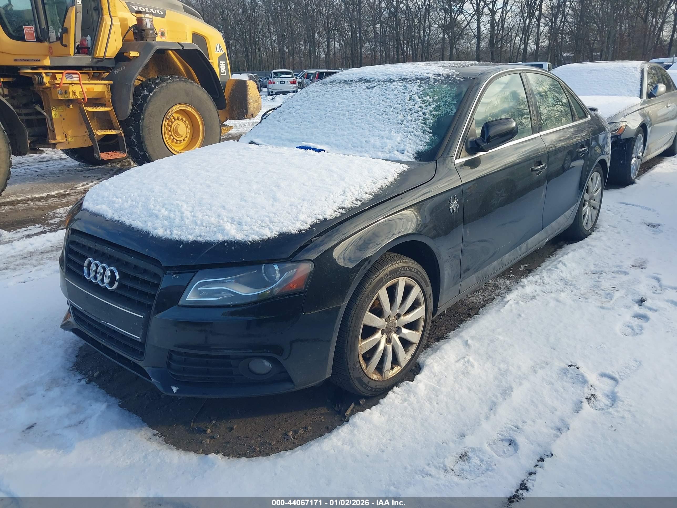 AUDI A4 image 2