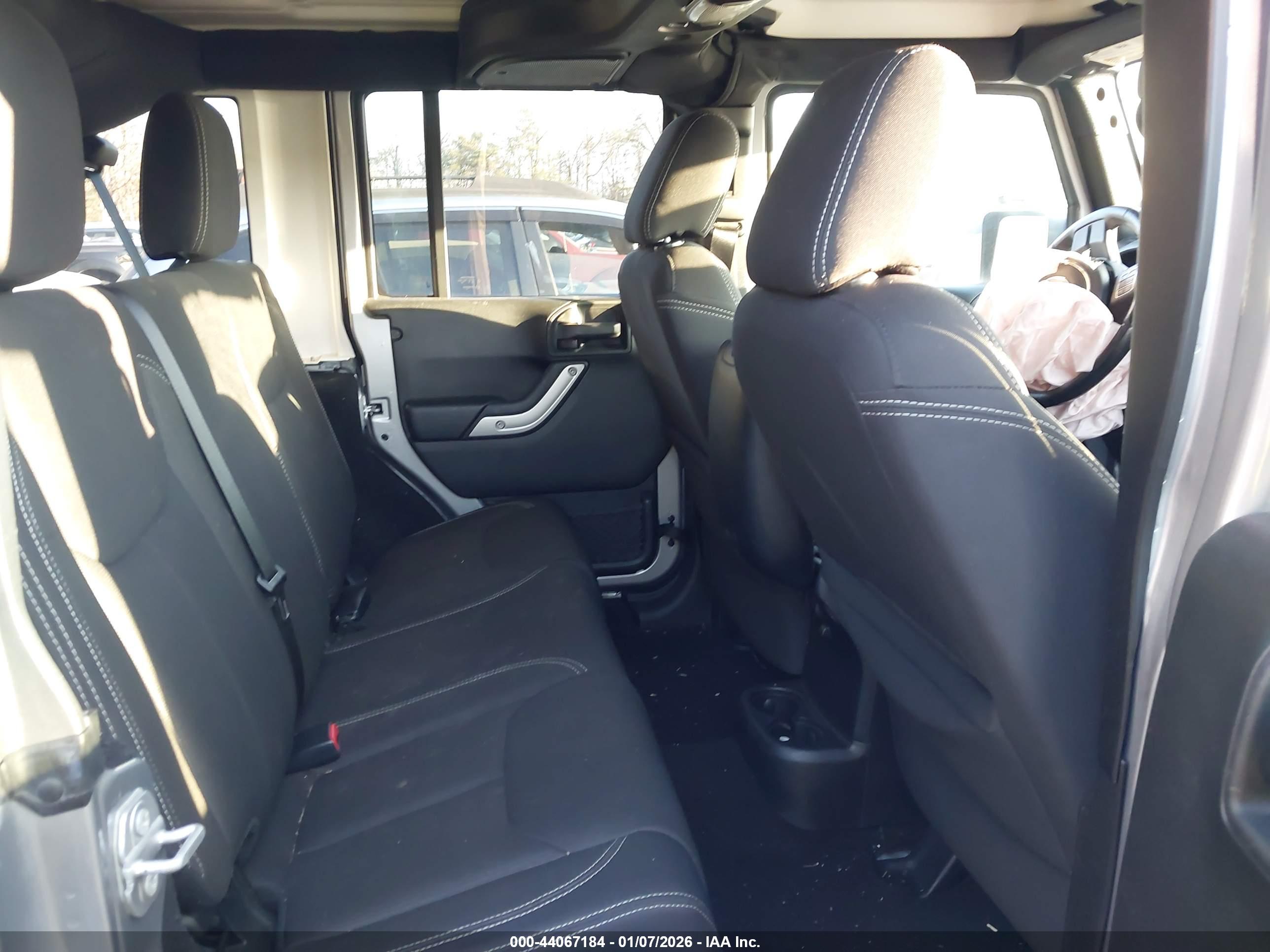 JEEP WRANGLER image 8