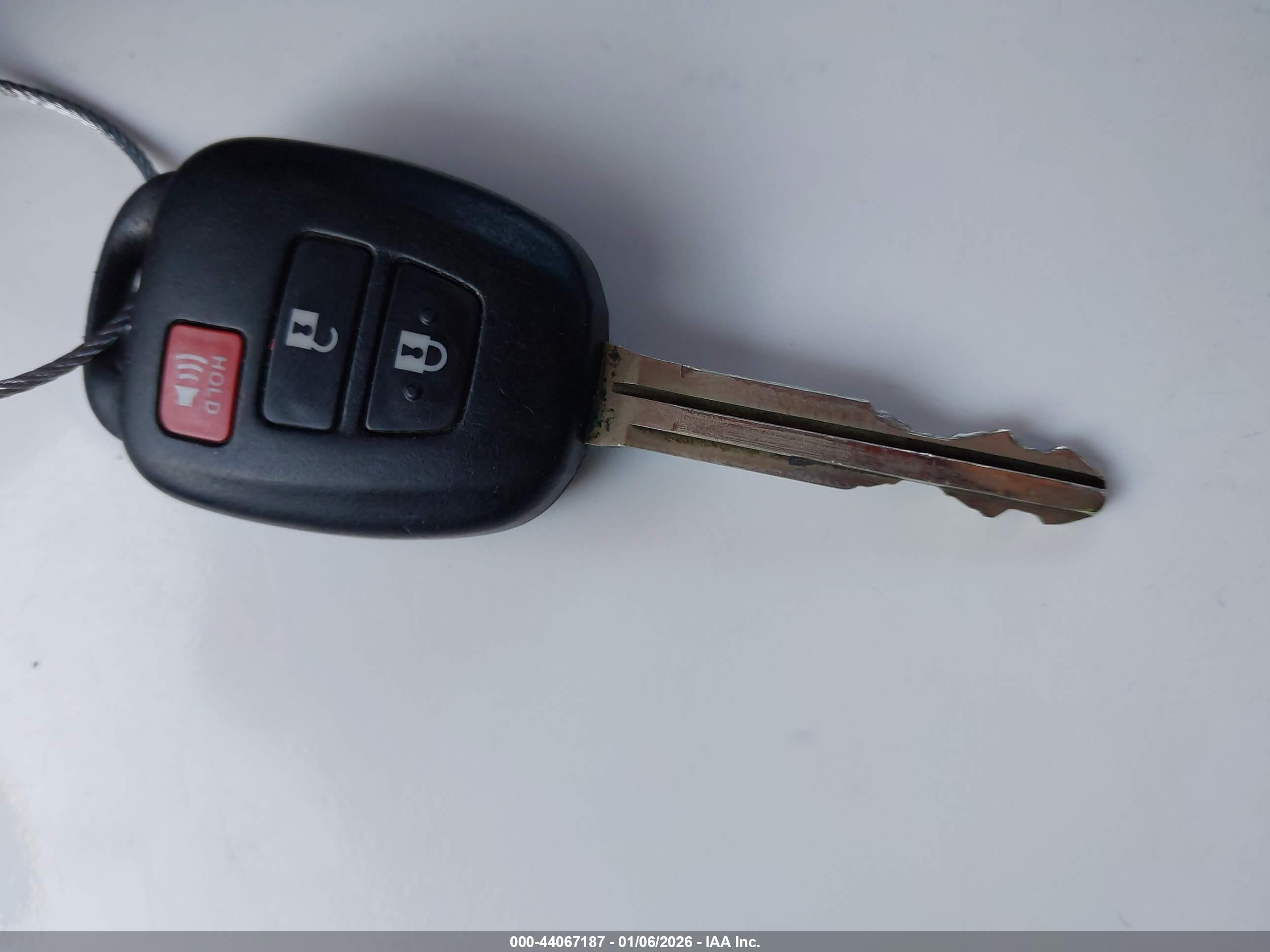 SCION XB image 11