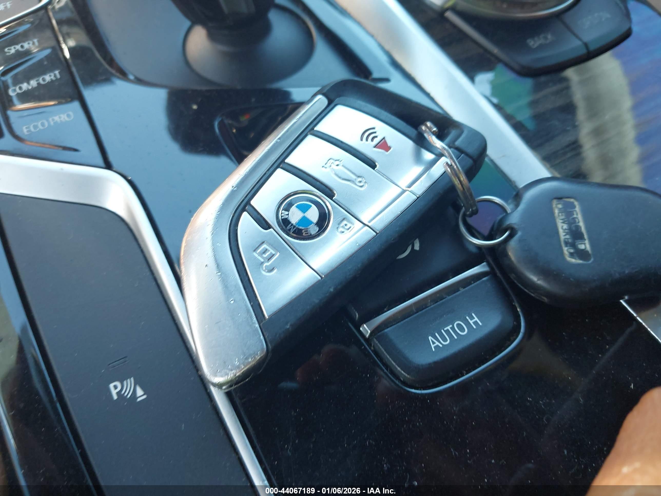 BMW 530I image 11