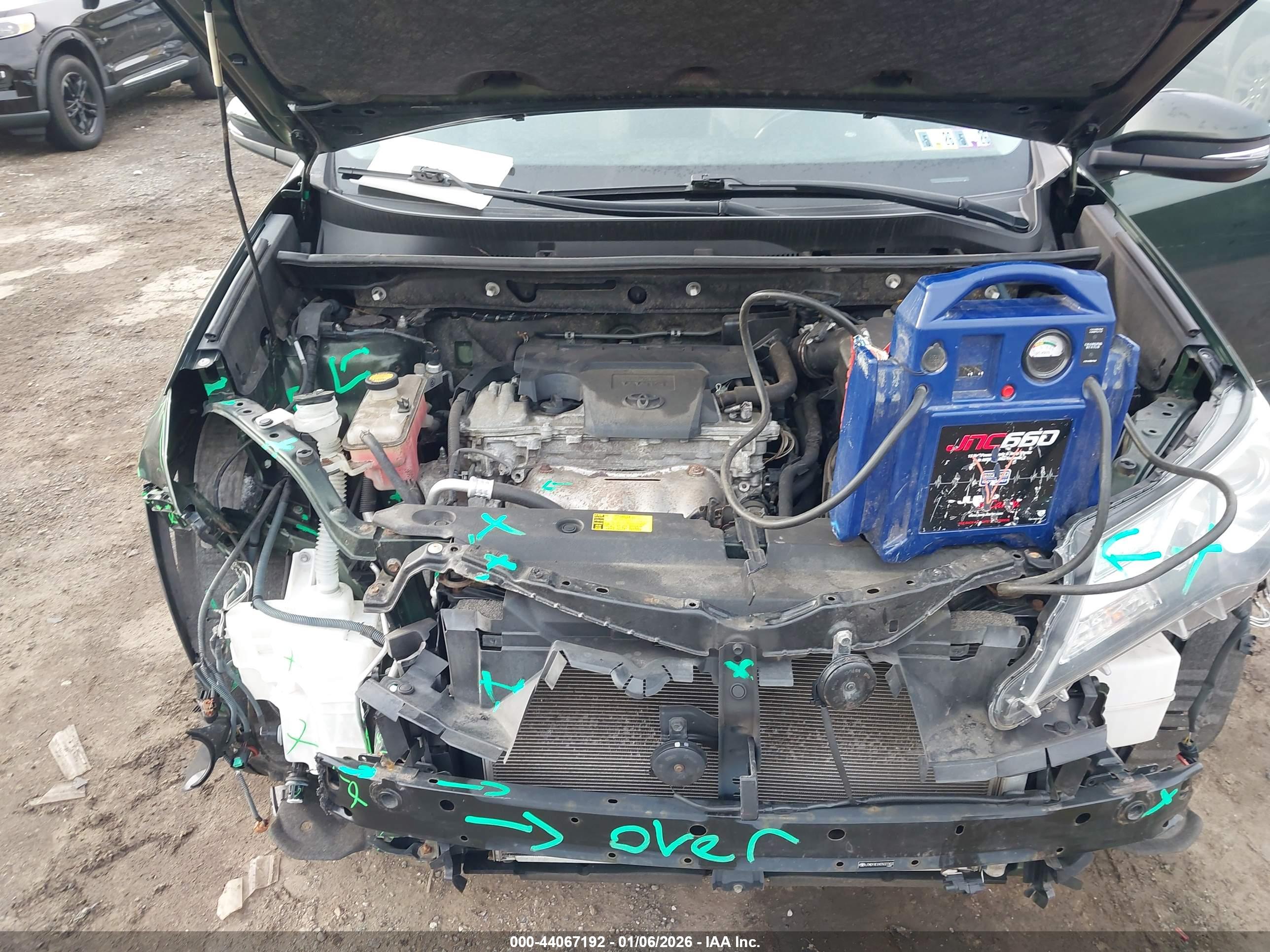 TOYOTA RAV4 image 10