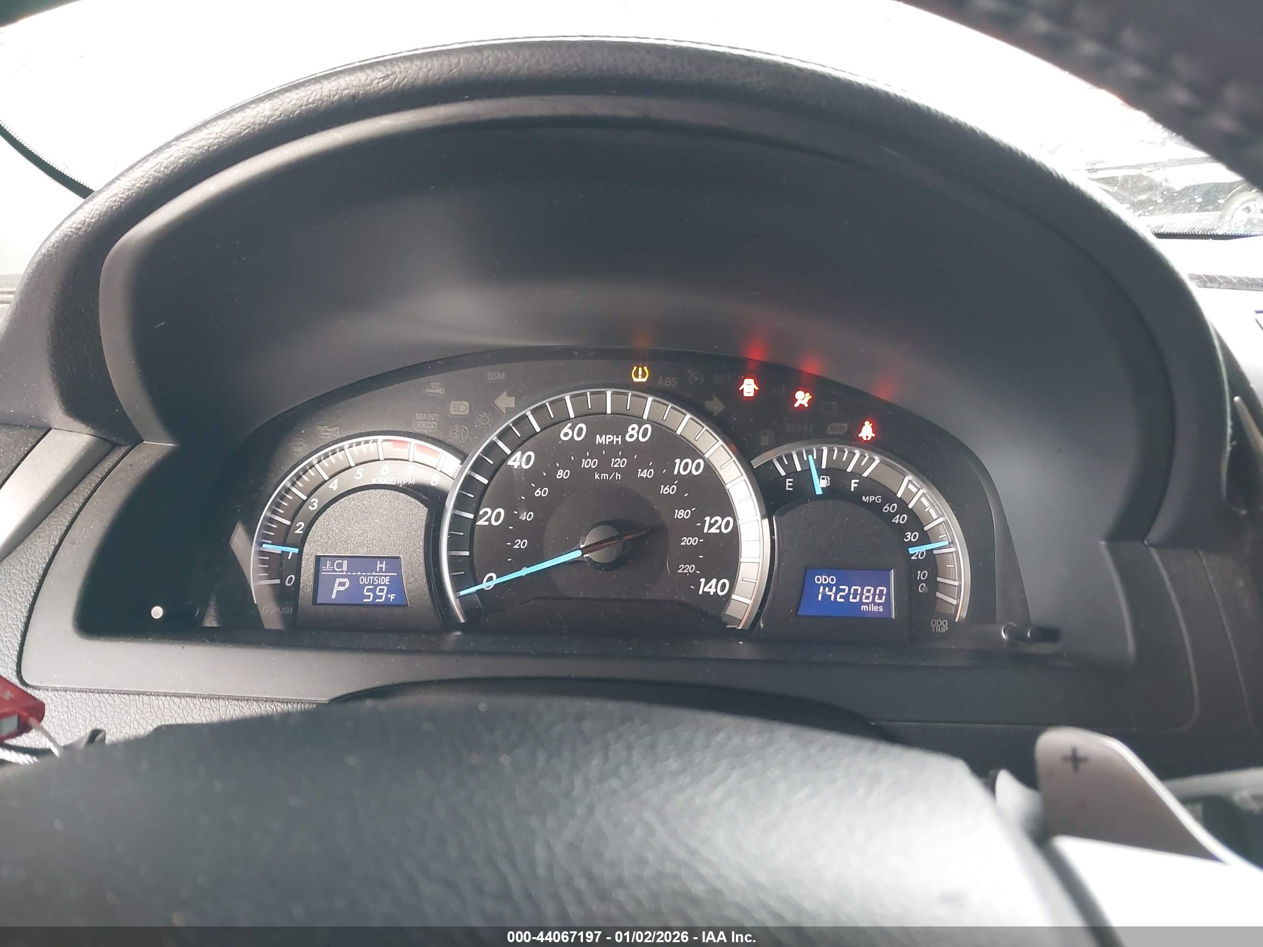 TOYOTA CAMRY image 7