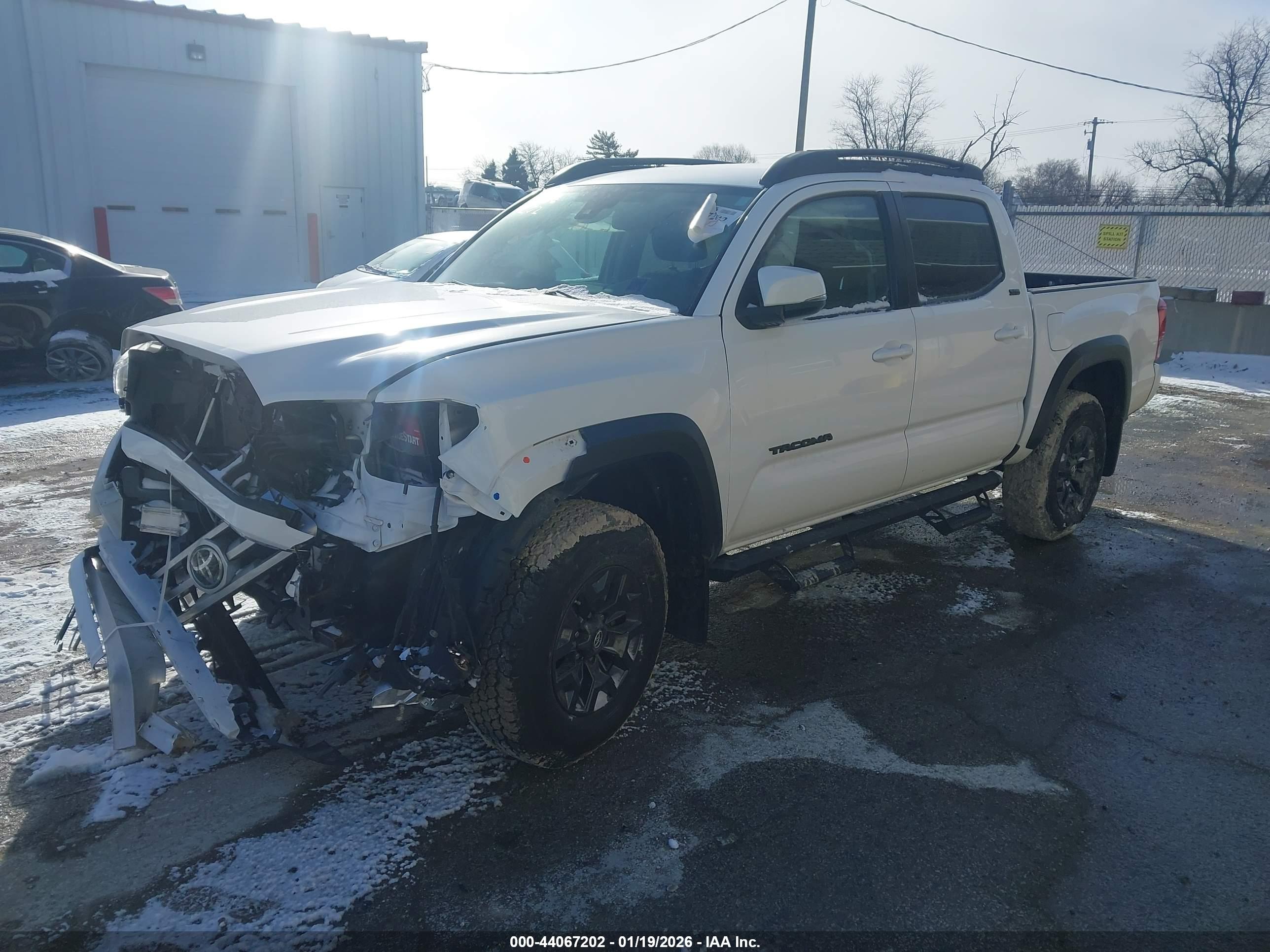 TOYOTA TACOMA image 2