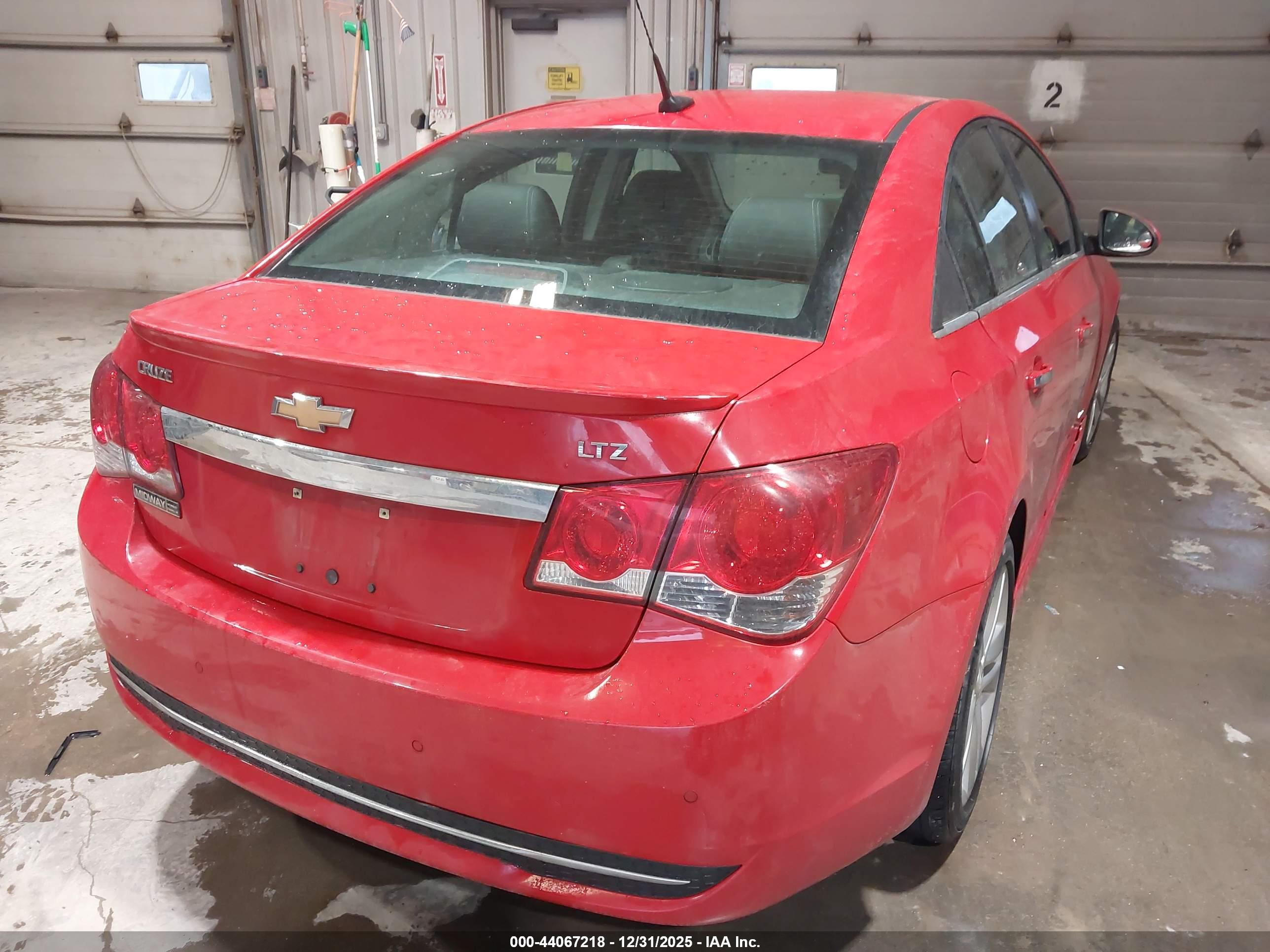 CHEVROLET CRUZE image 4
