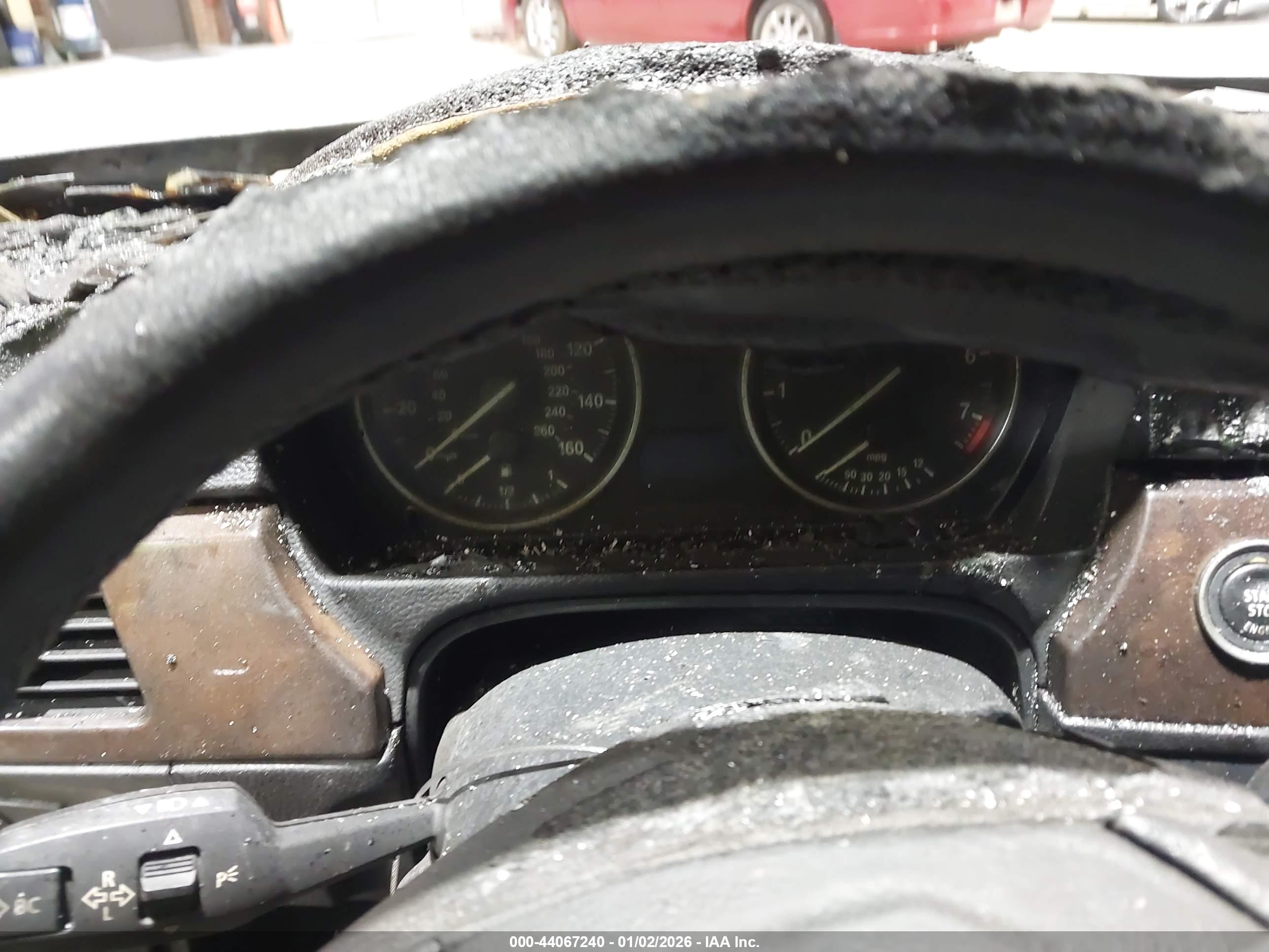 BMW 328I image 7