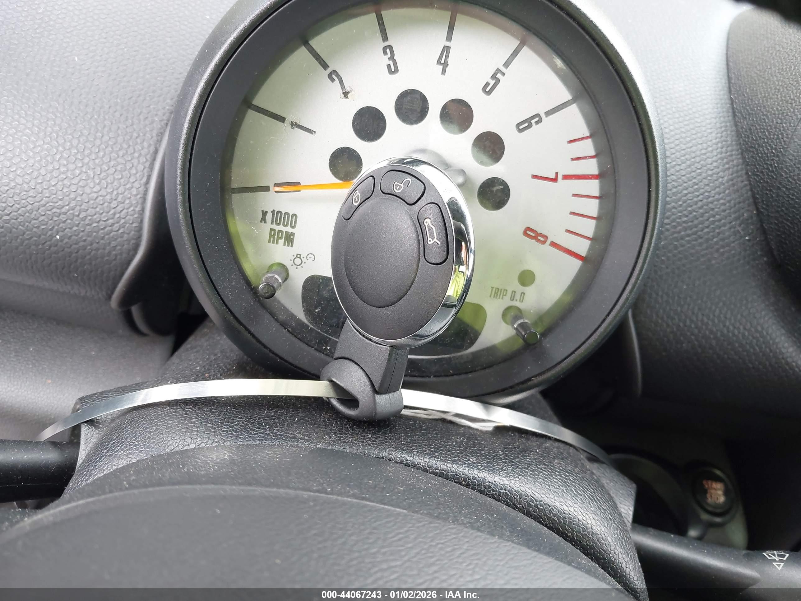 MINI PACEMAN image 11