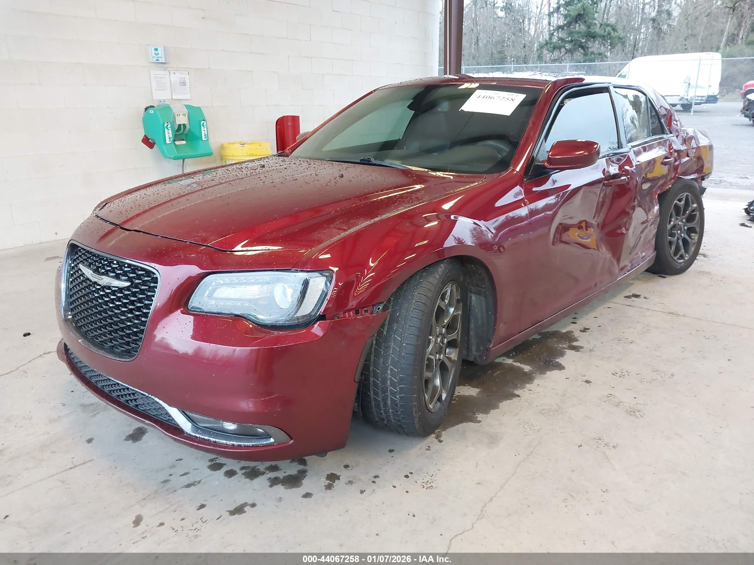 CHRYSLER 300 image 2