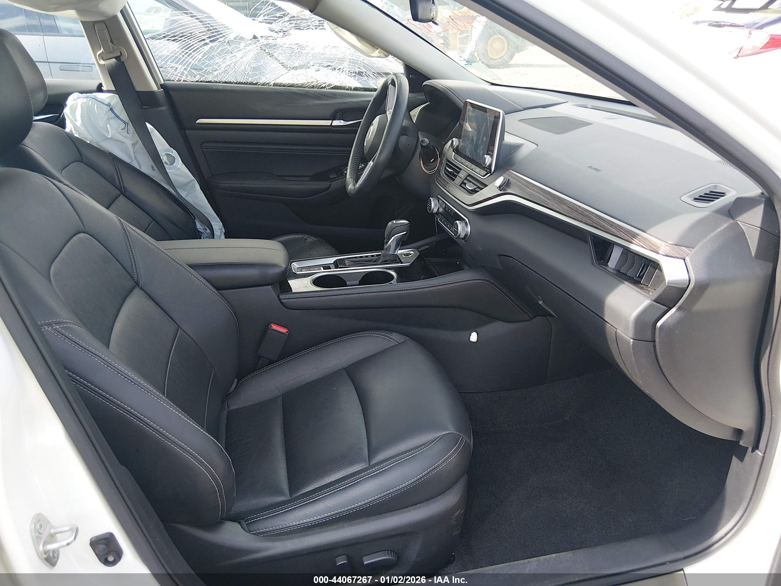 NISSAN ALTIMA image 5