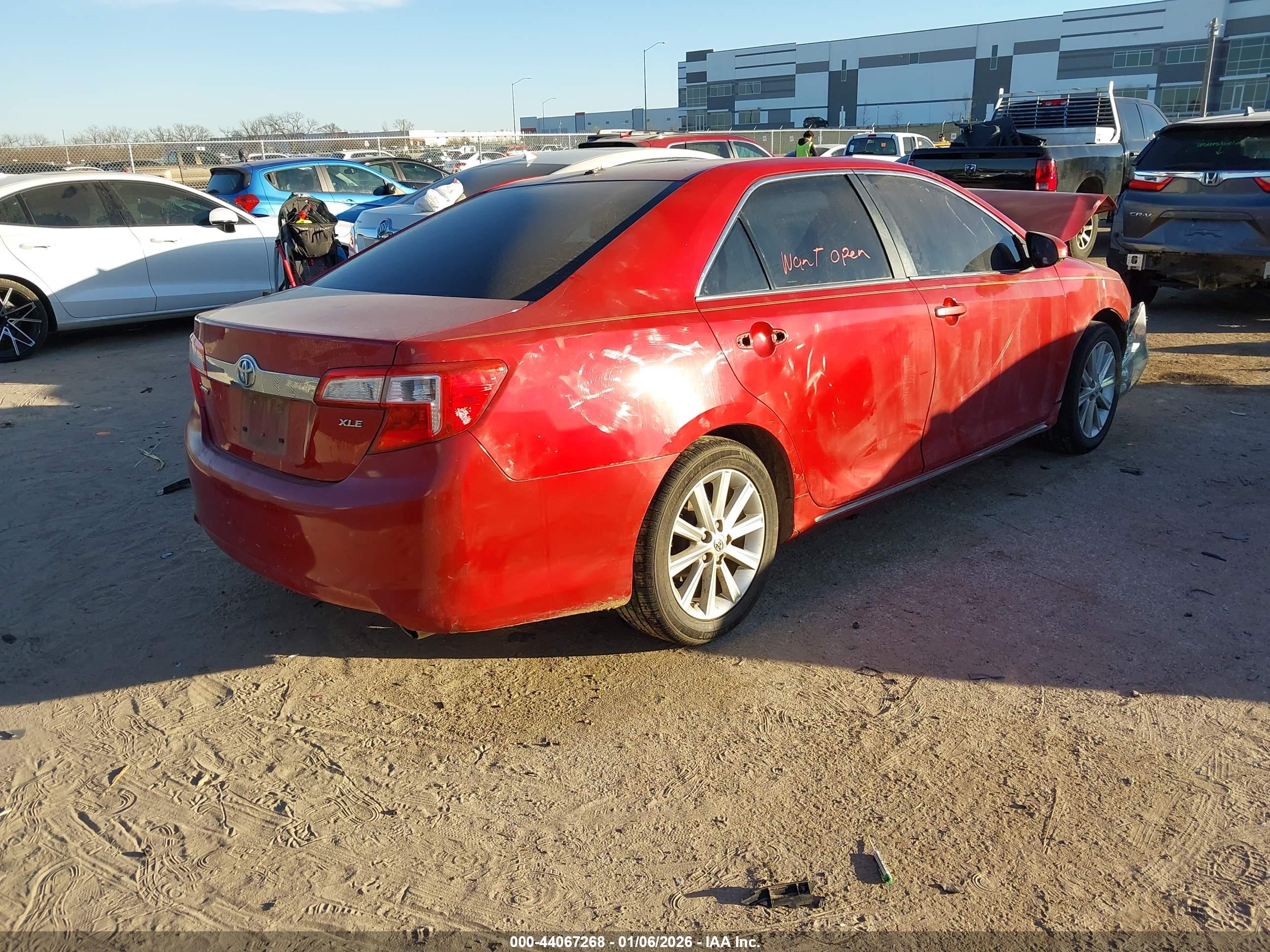 TOYOTA CAMRY image 4