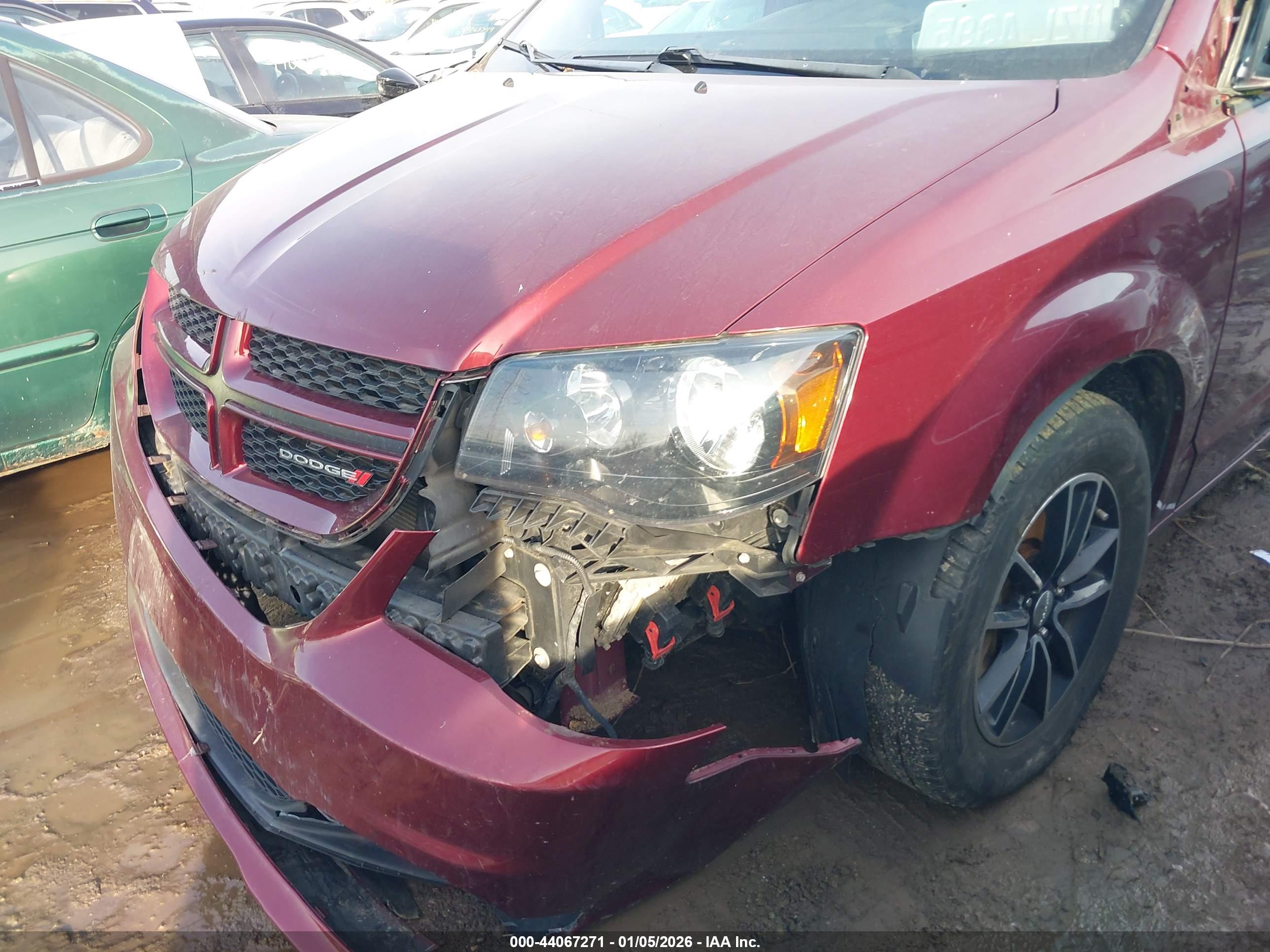 DODGE GRAND image 6
