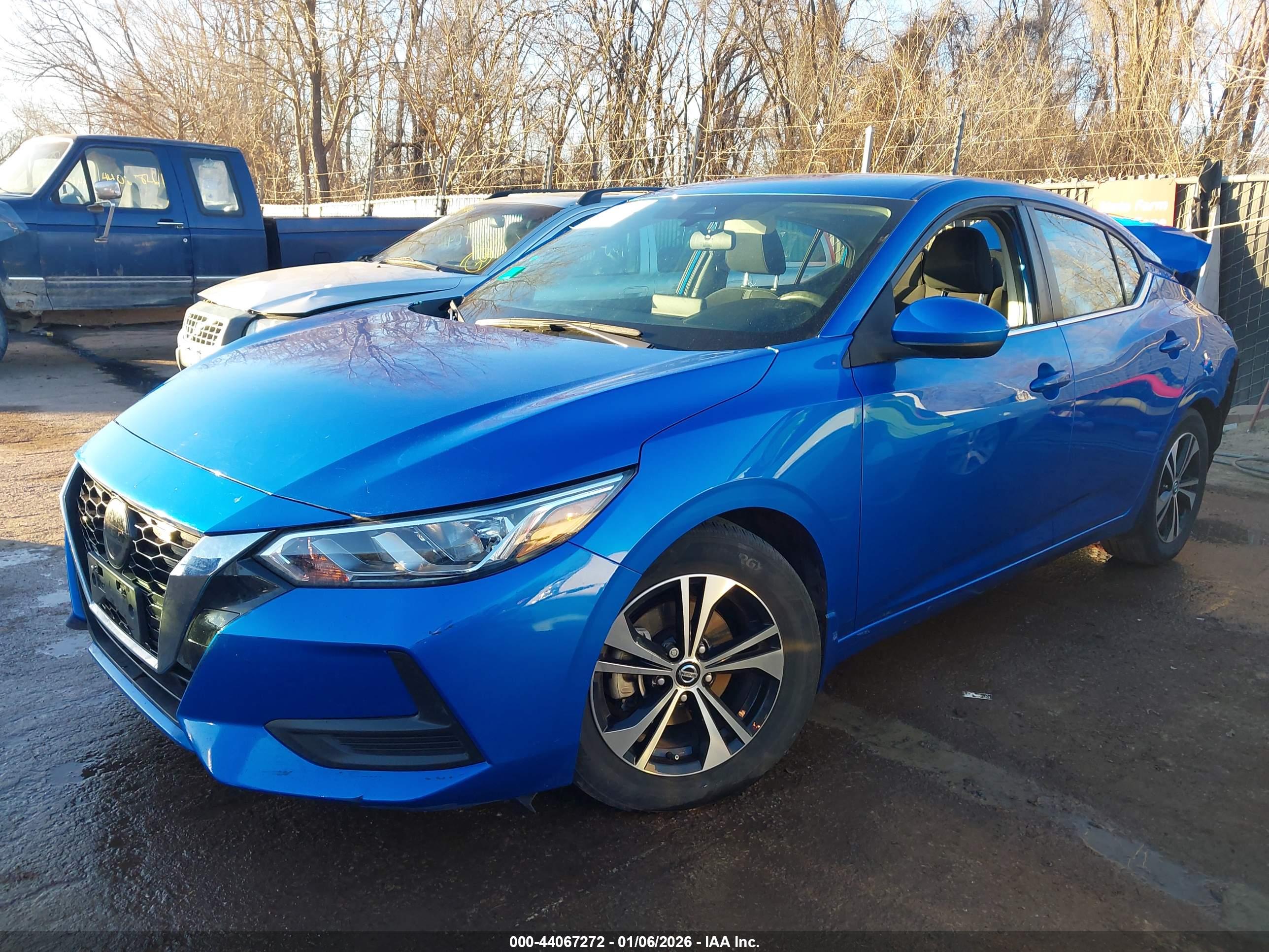 NISSAN SENTRA image 2