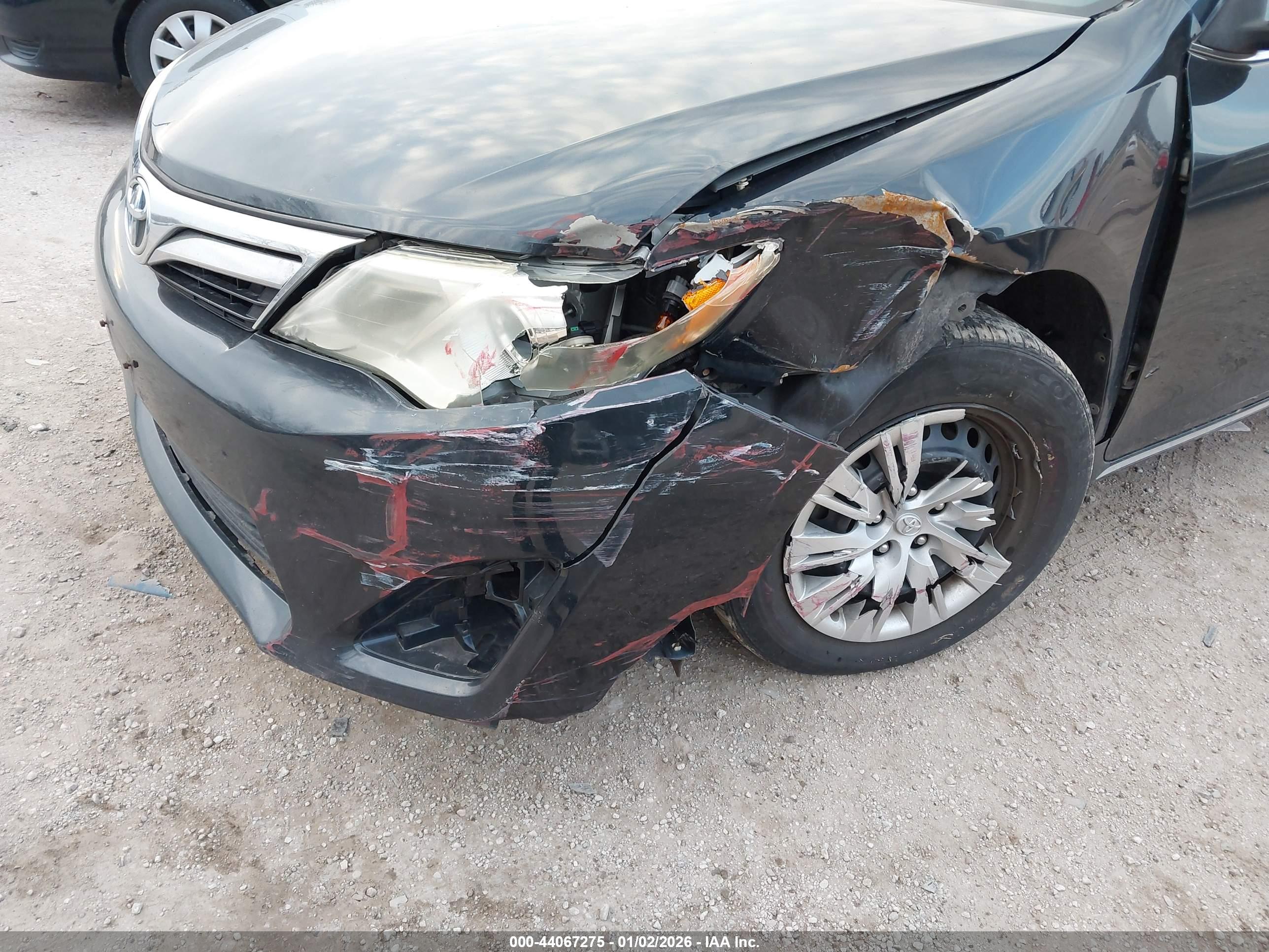 TOYOTA CAMRY image 6