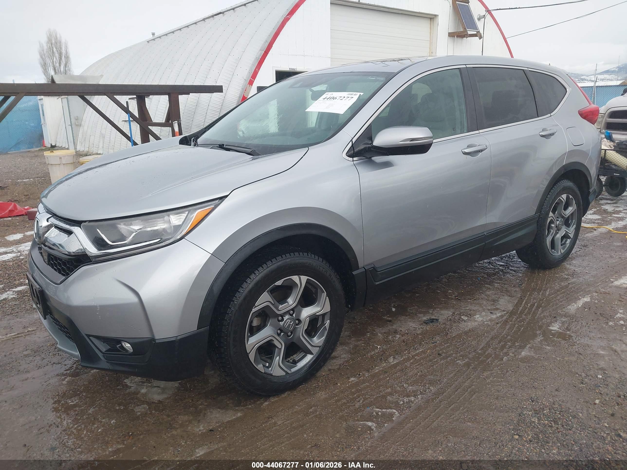 HONDA CR-V image 2