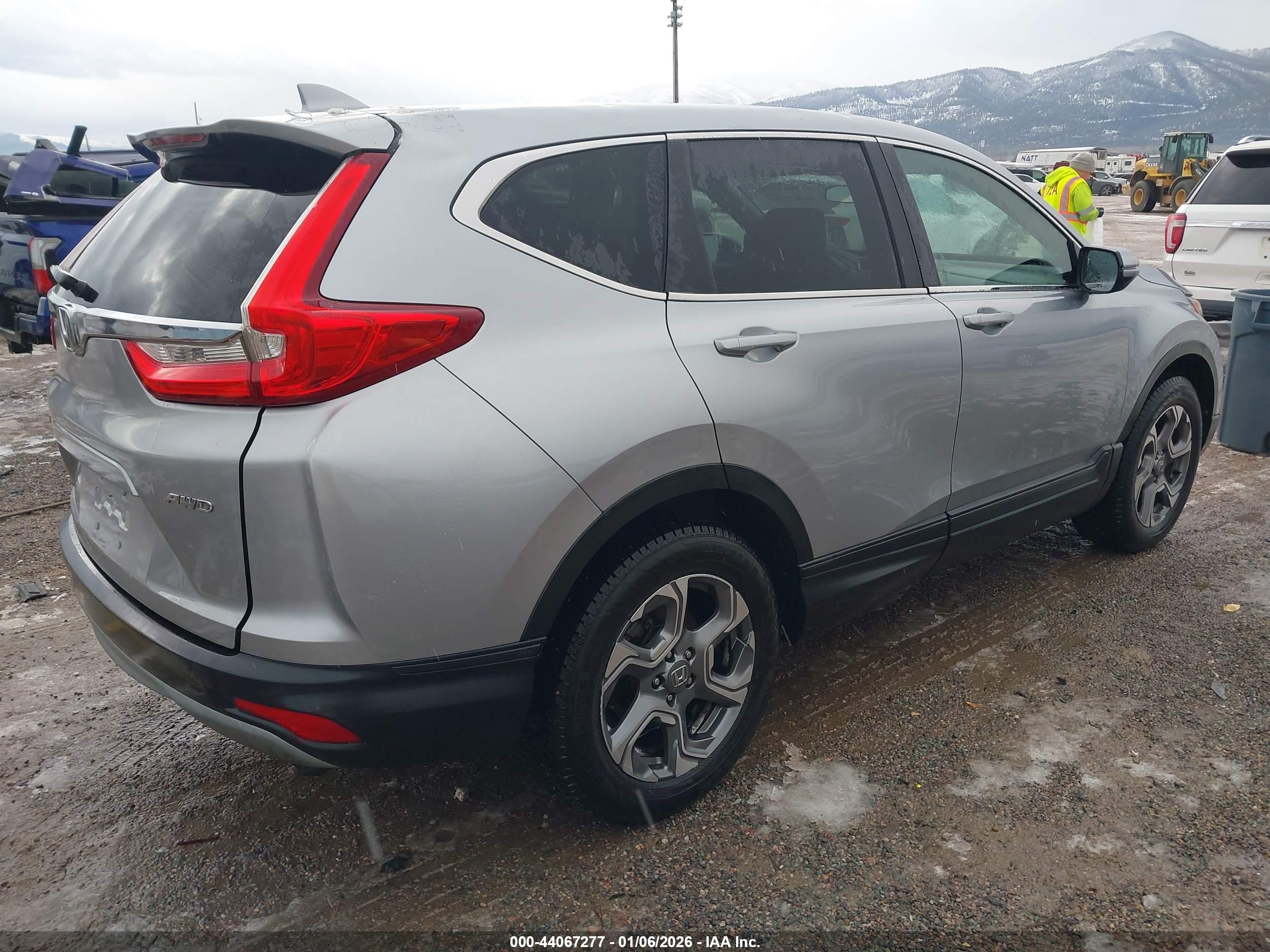 HONDA CR-V image 4