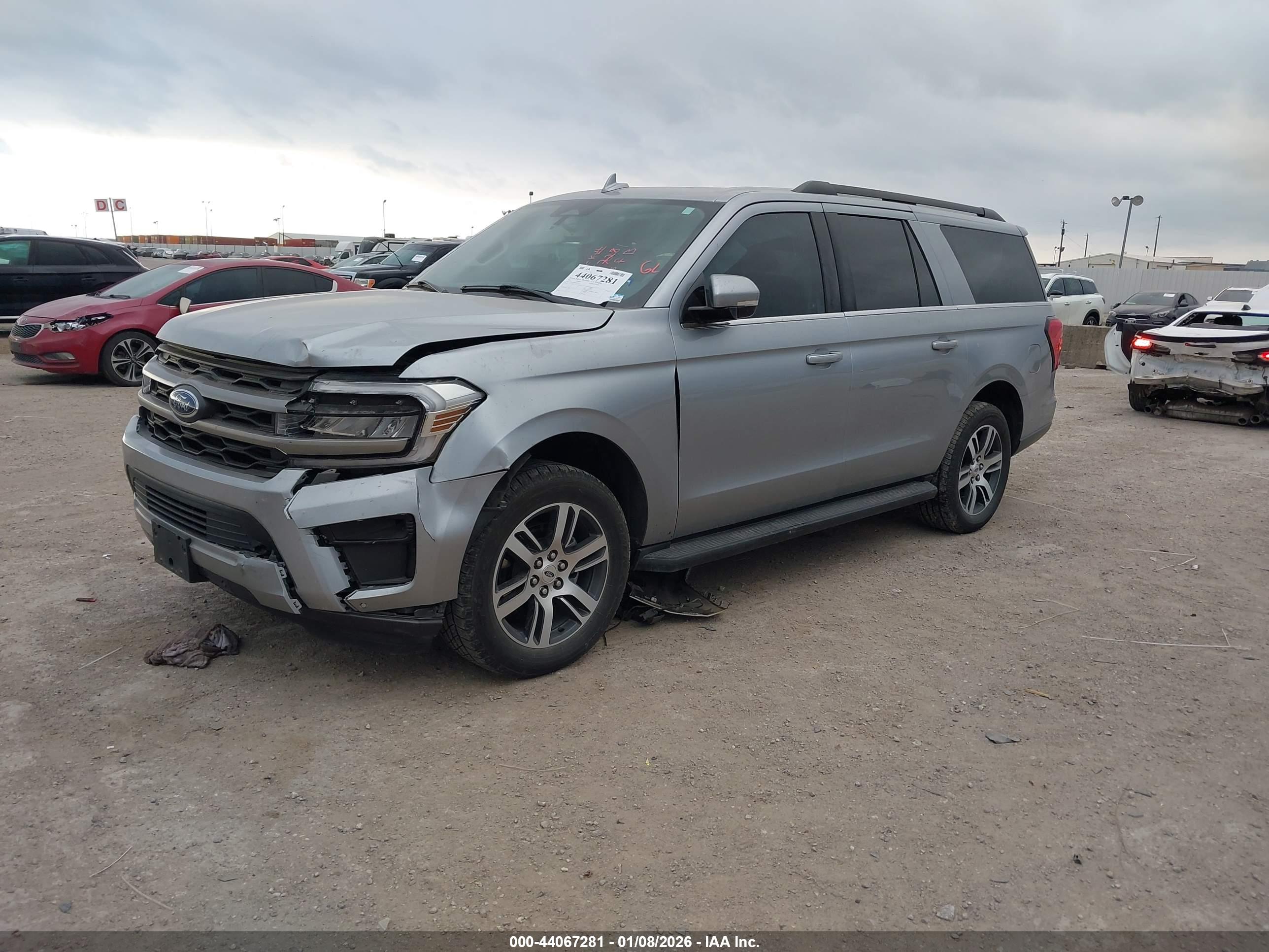 FORD EXPEDITION image 2