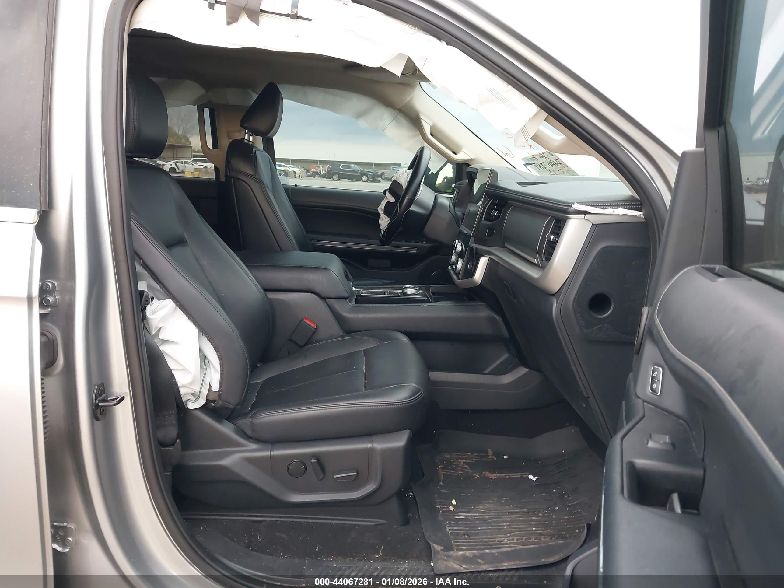 FORD EXPEDITION image 5