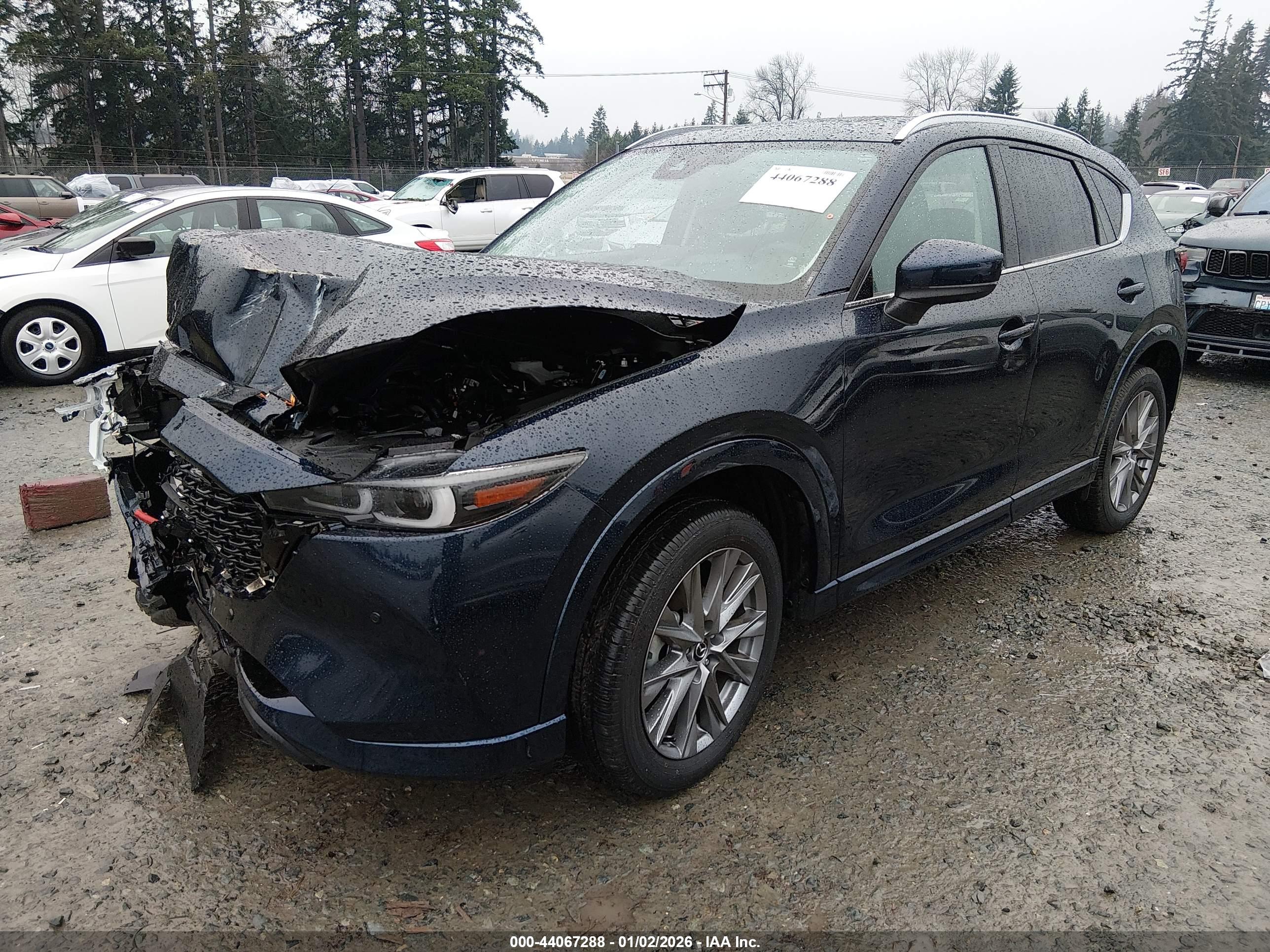 MAZDA CX-5 image 2