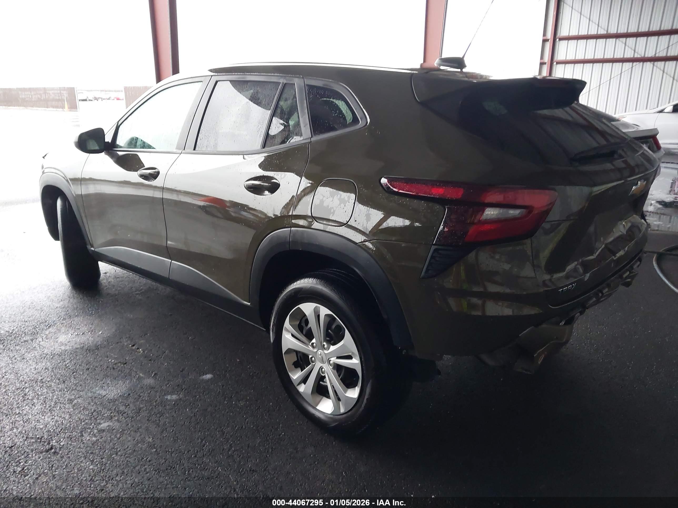 CHEVROLET TRAX image 3