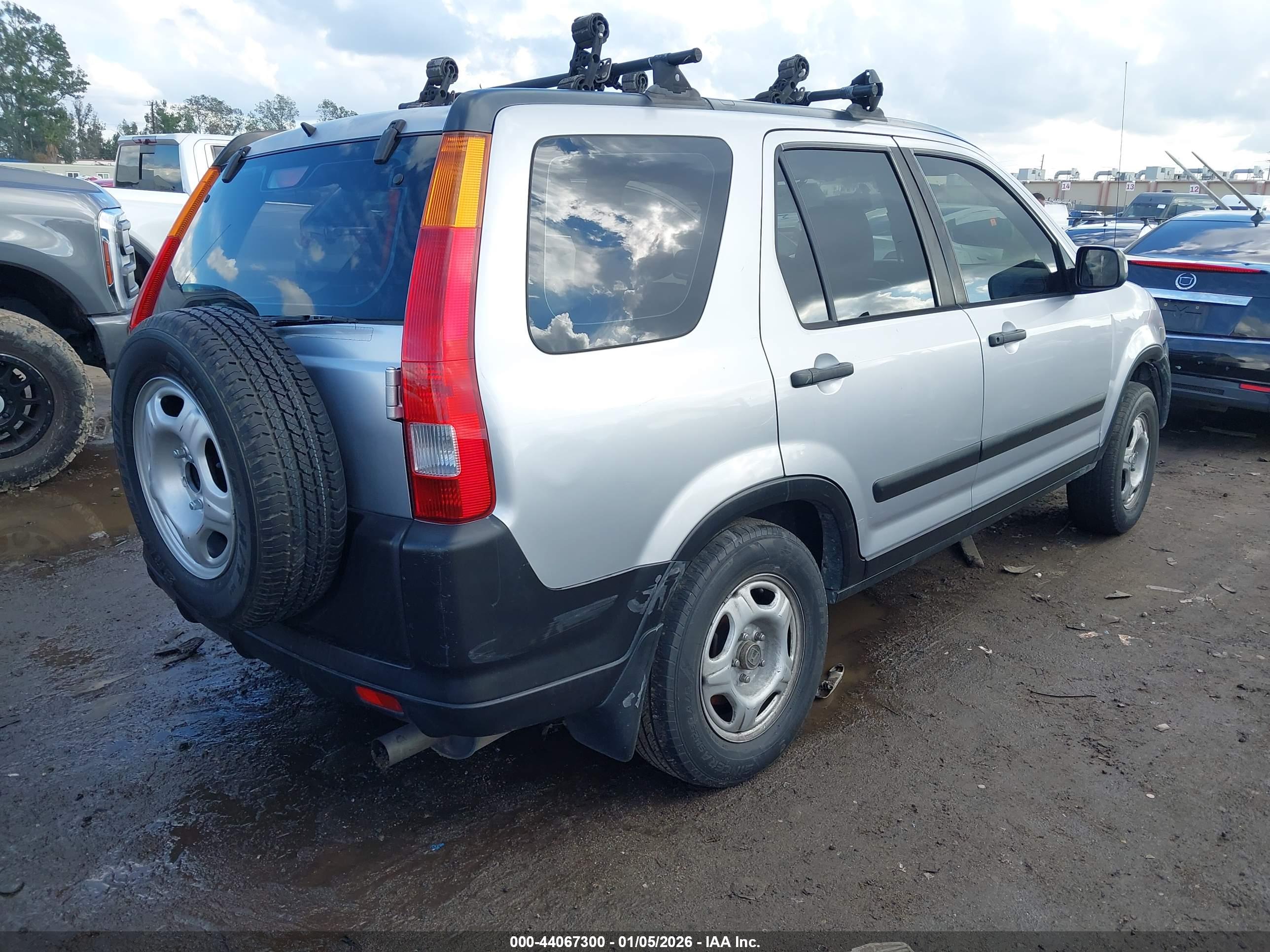 HONDA CR-V image 4
