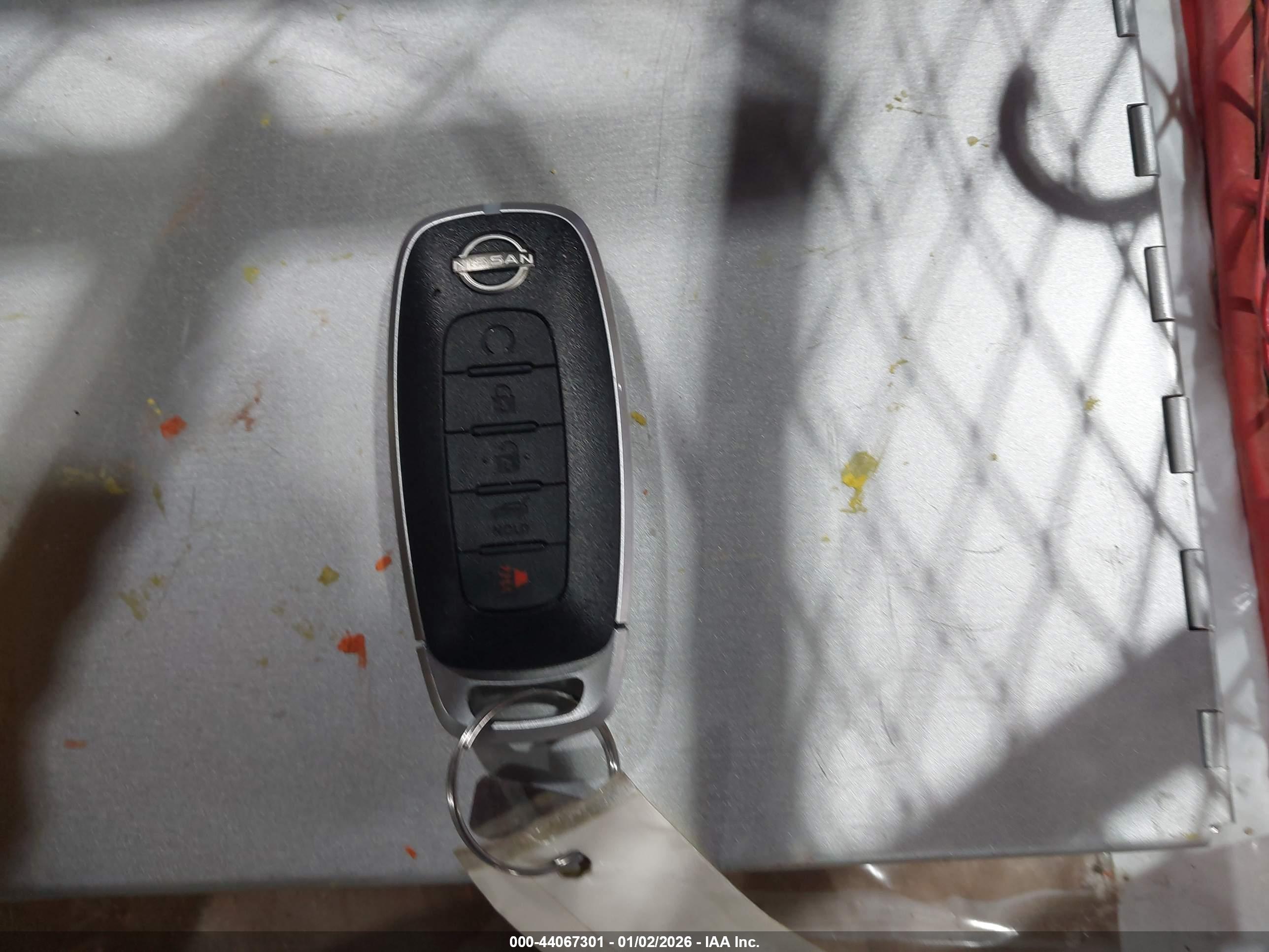 NISSAN ROGUE image 11