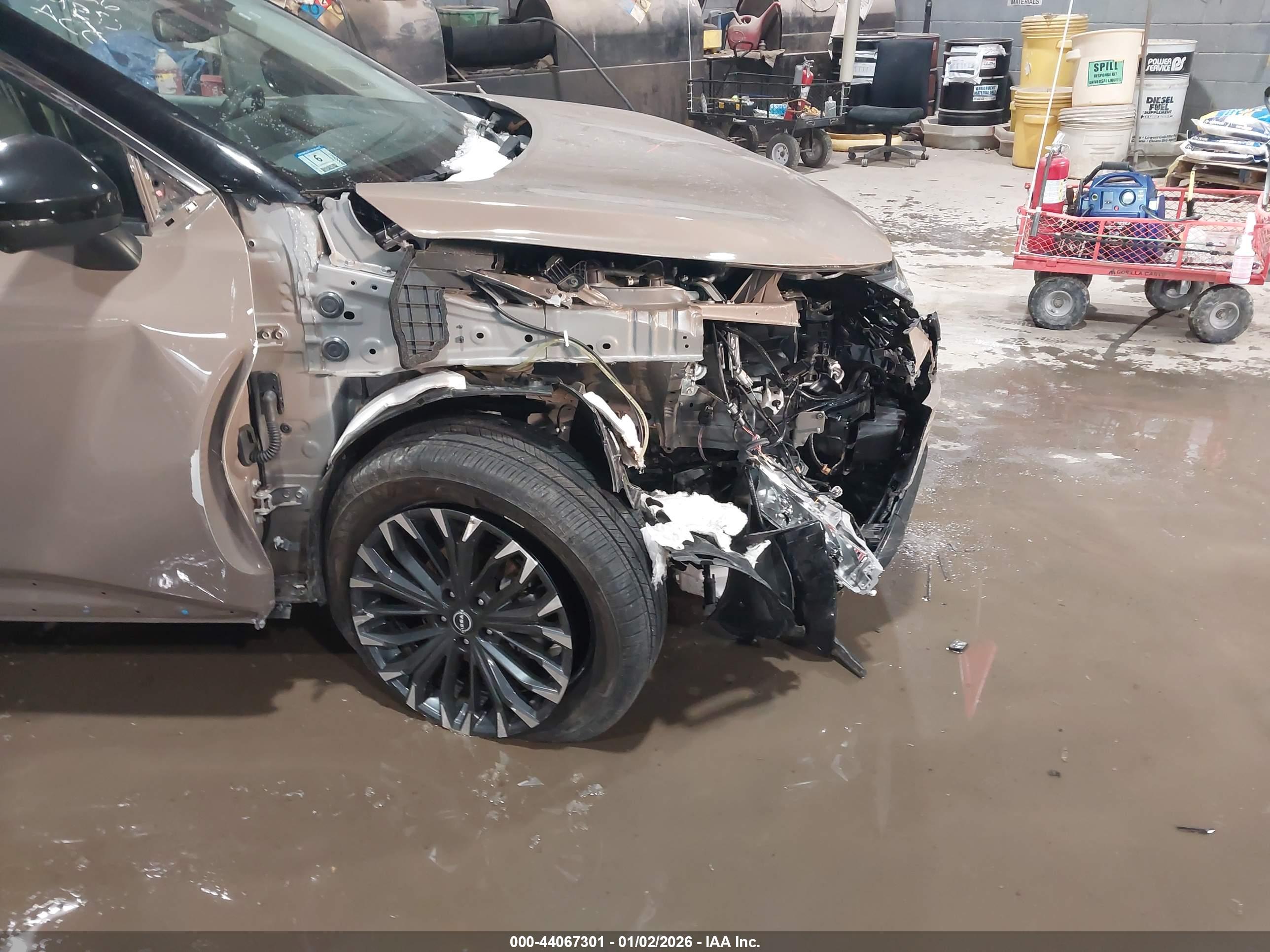 NISSAN ROGUE image 6