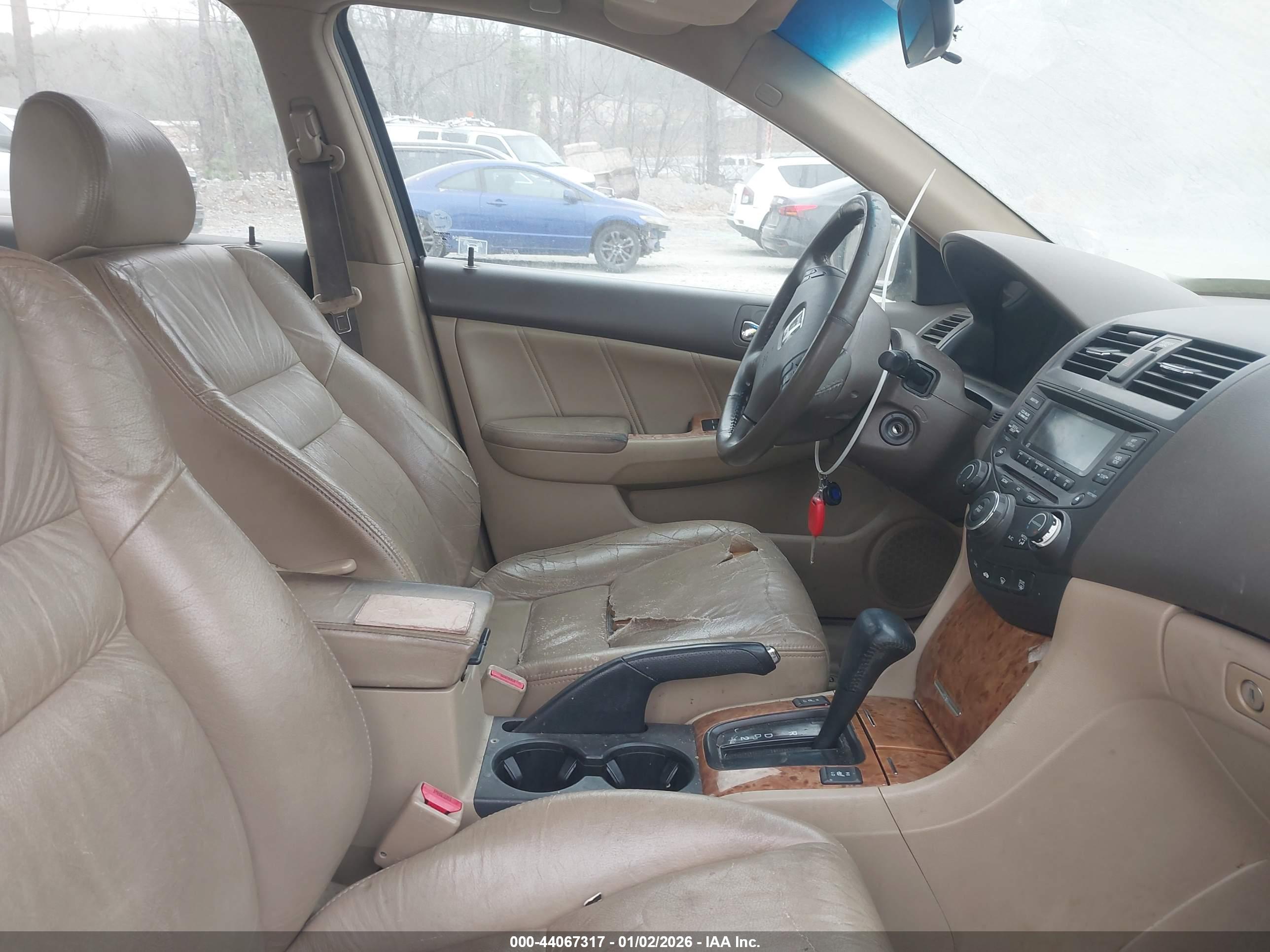 HONDA ACCORD image 5