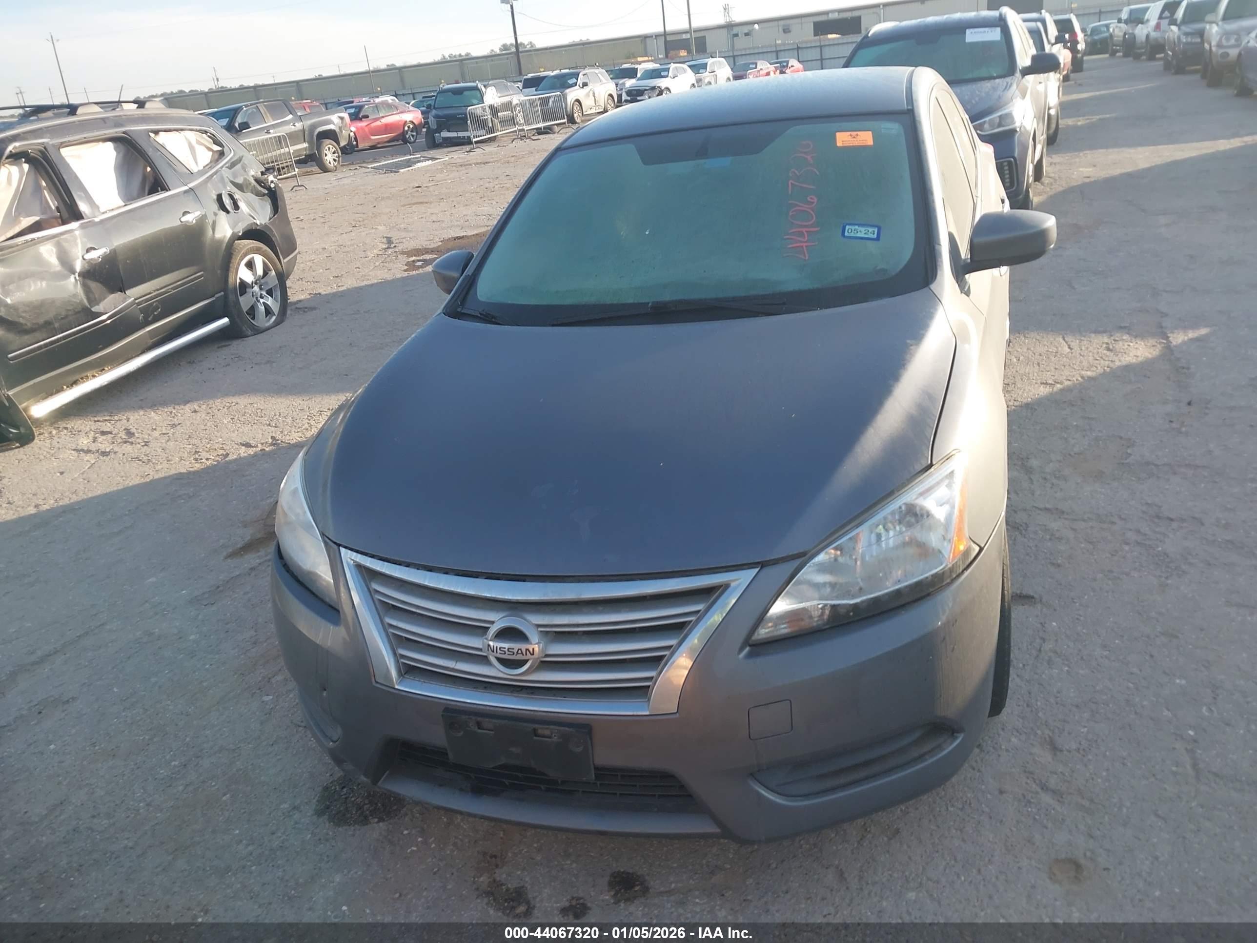 NISSAN SENTRA image 10