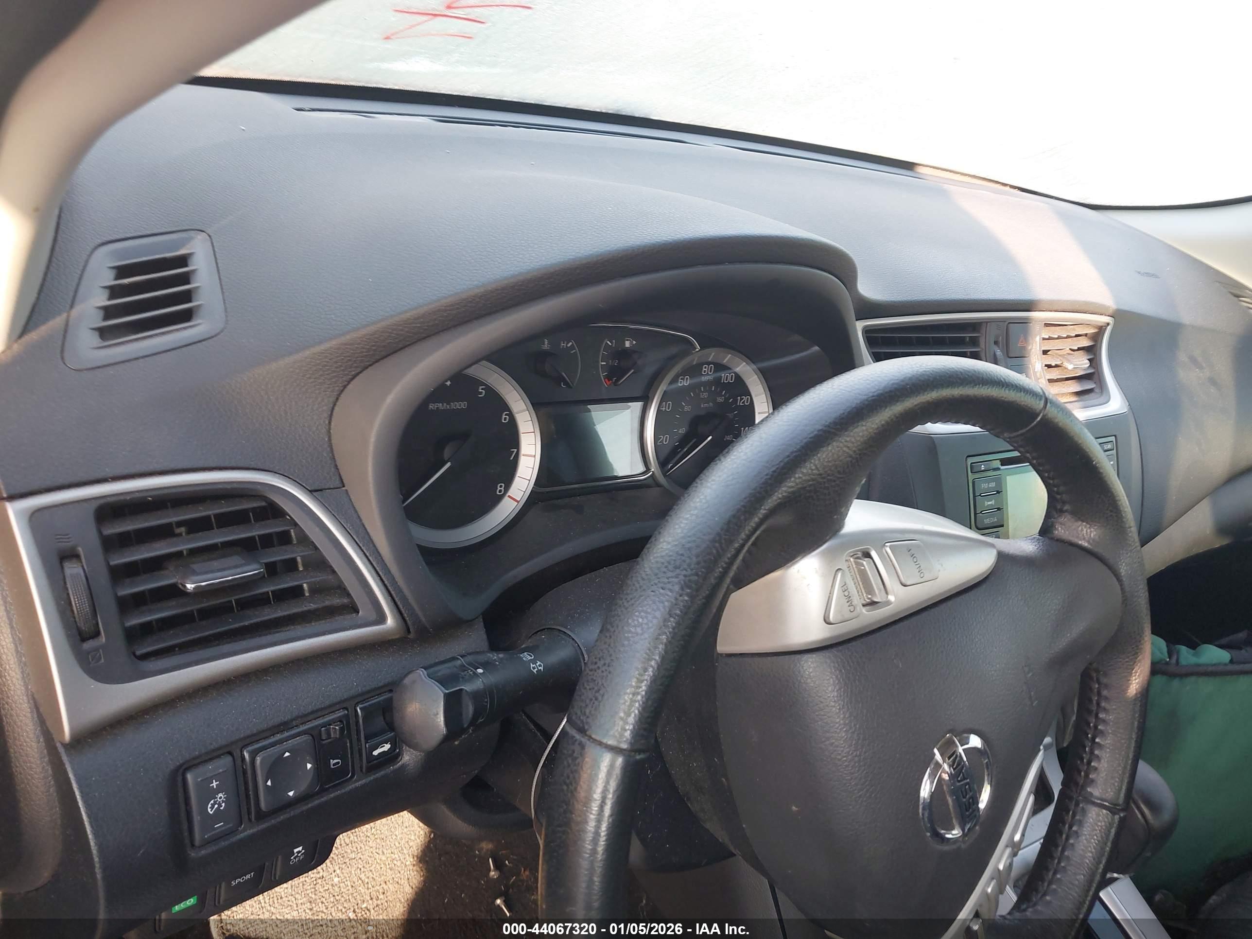 NISSAN SENTRA image 7