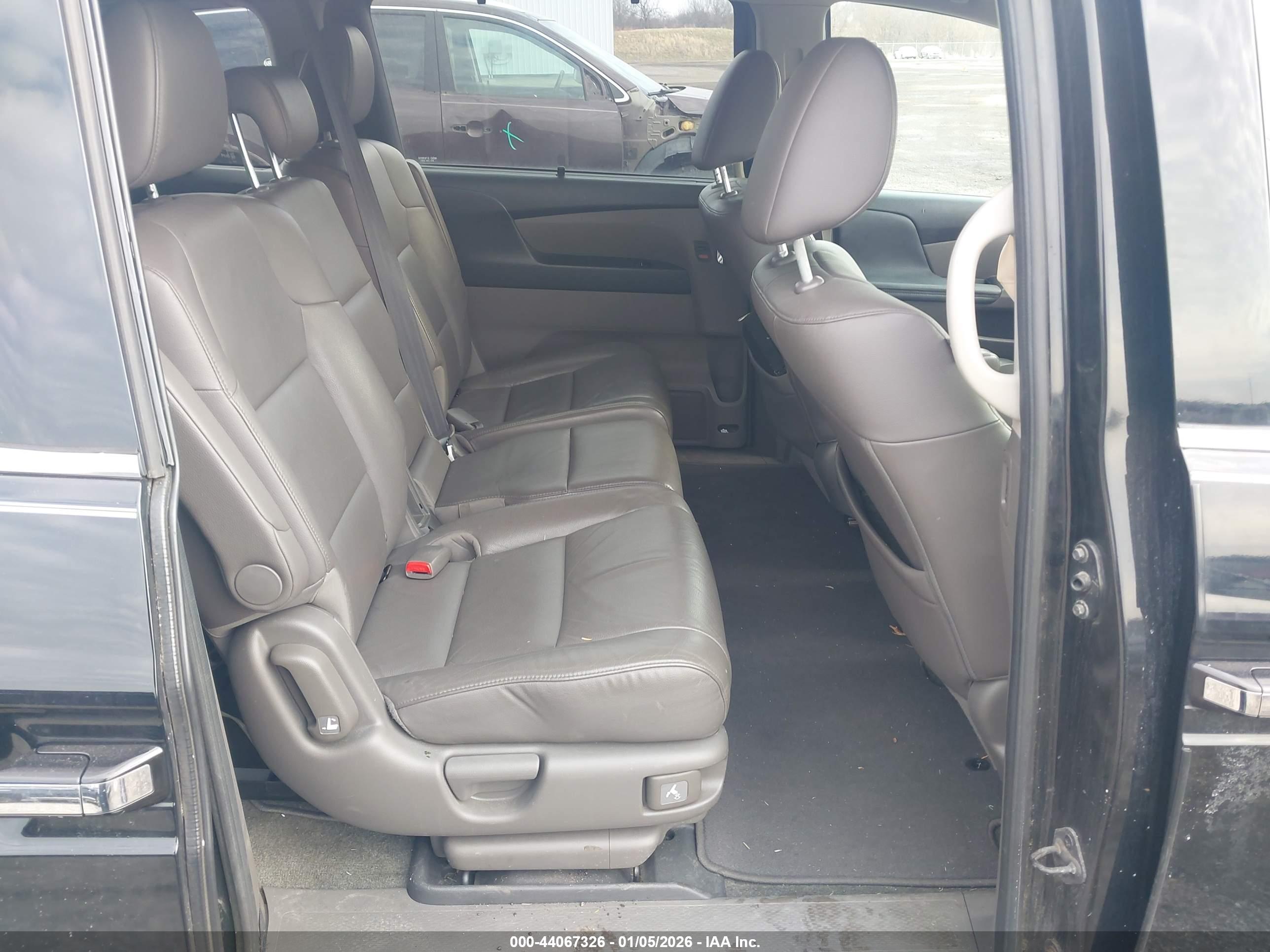 HONDA ODYSSEY image 8