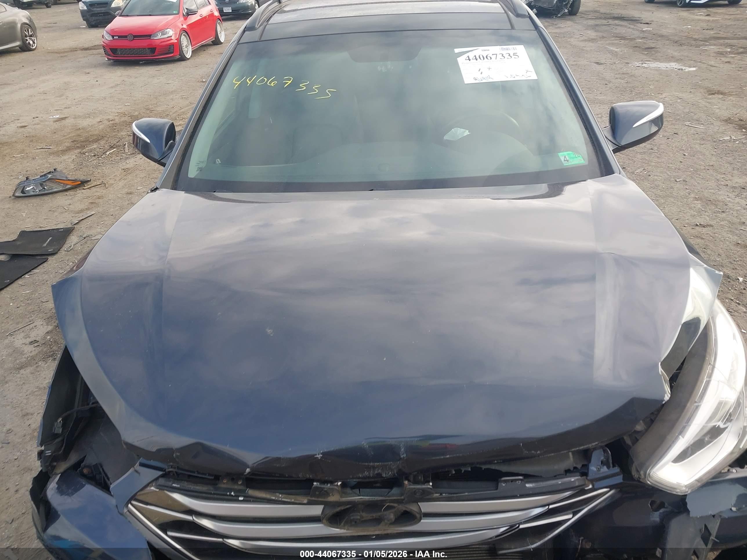 HYUNDAI SANTA image 10