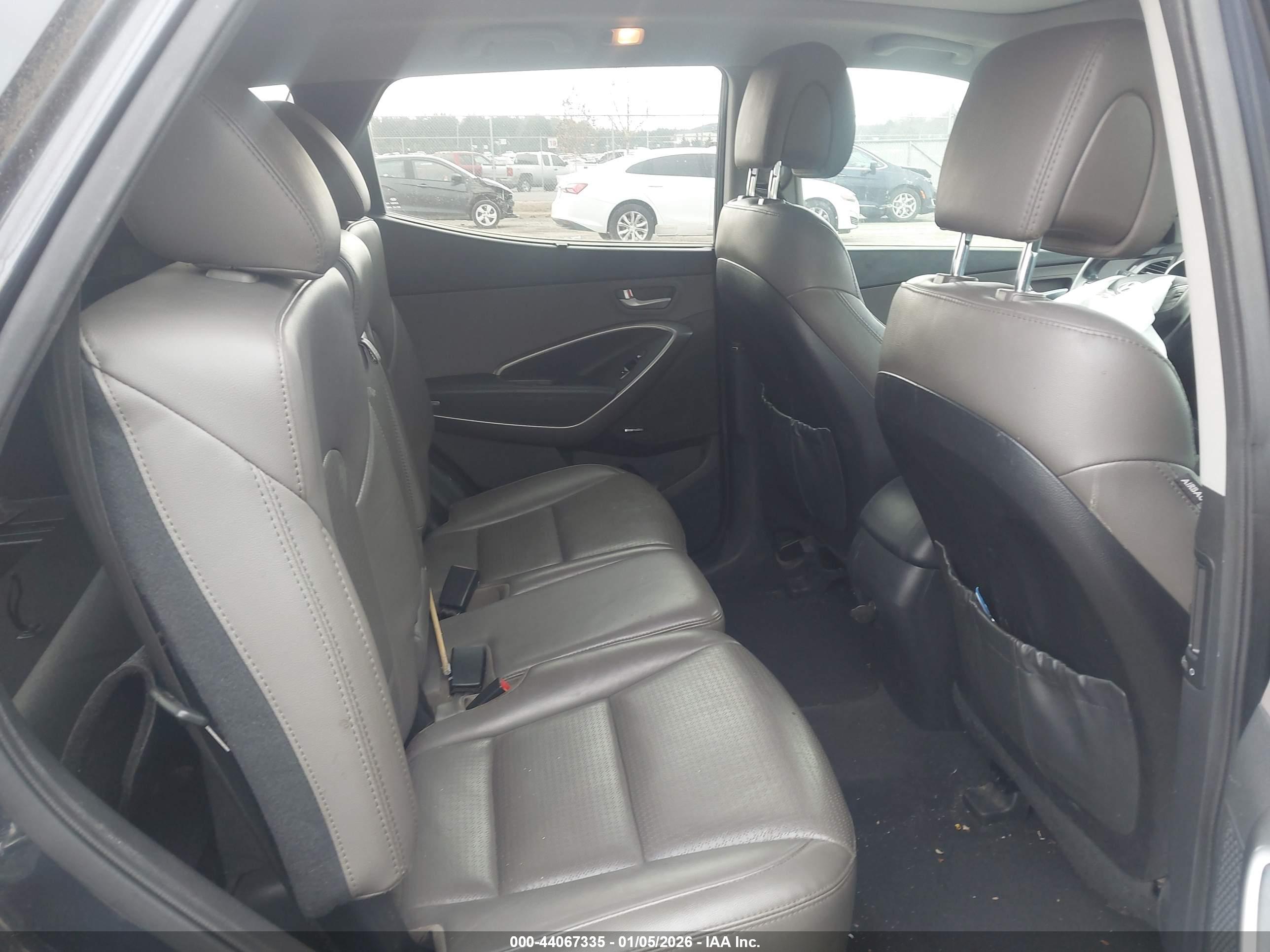 HYUNDAI SANTA image 8