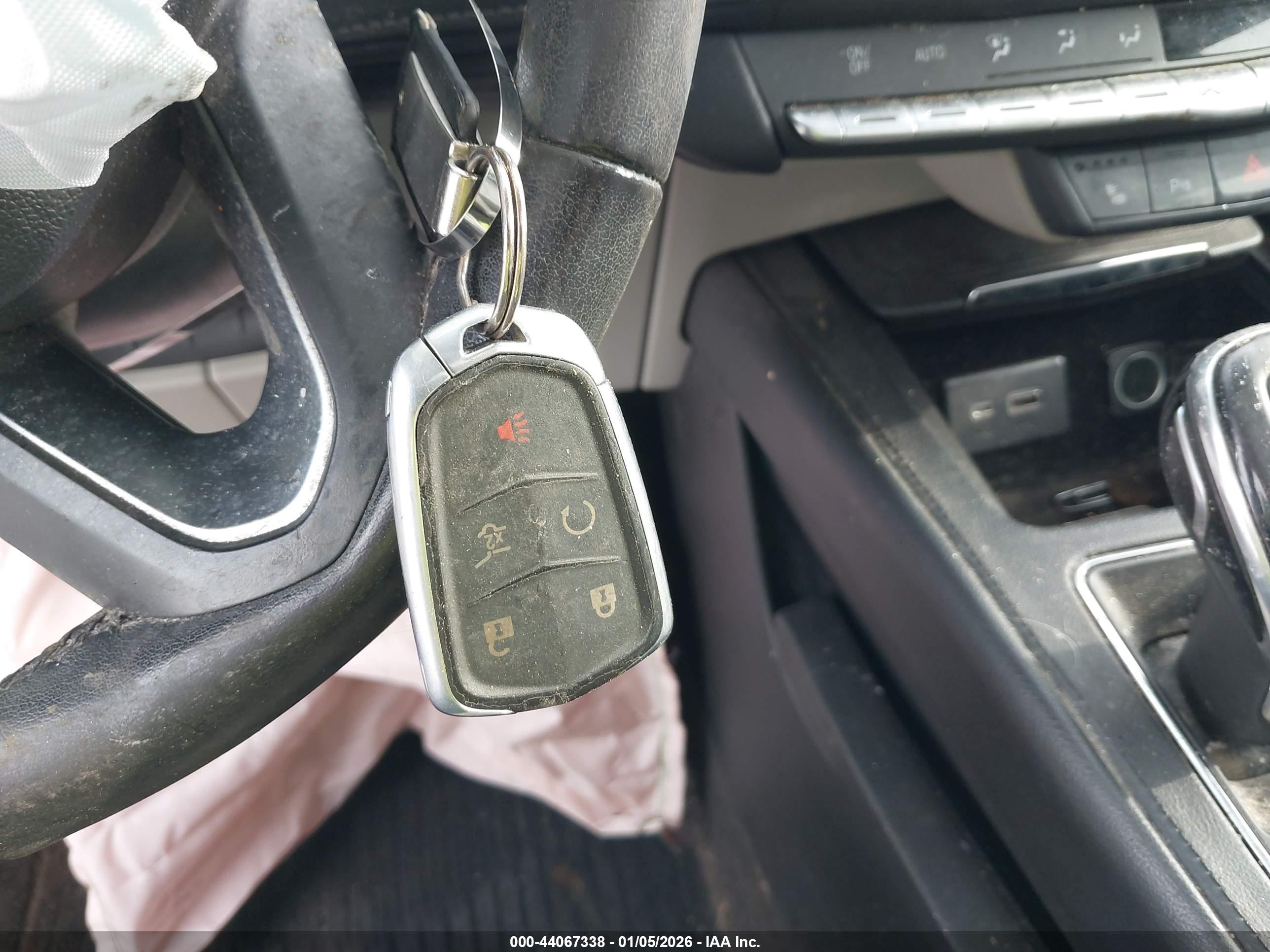 CADILLAC XT4 image 11
