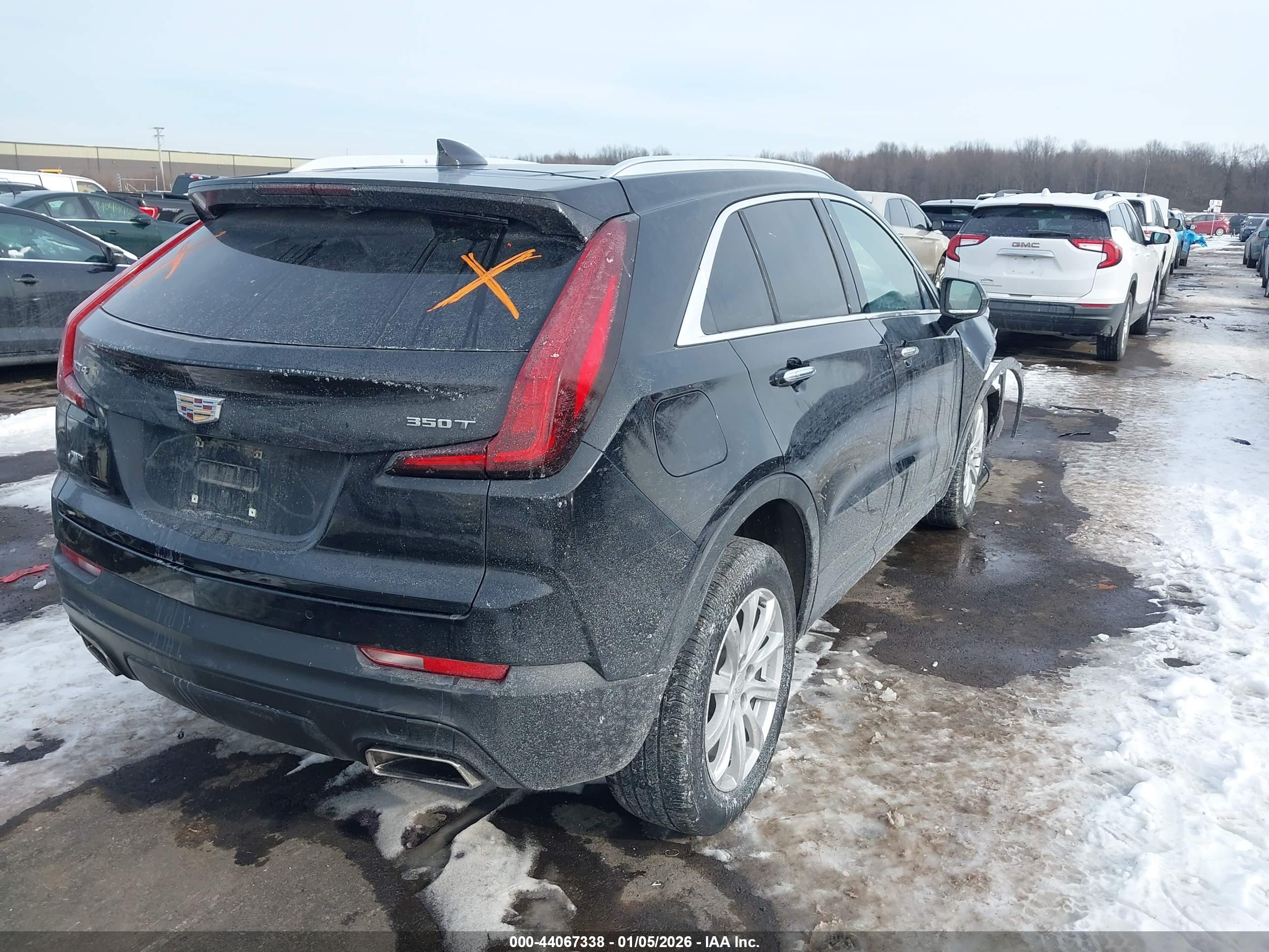 CADILLAC XT4 image 4