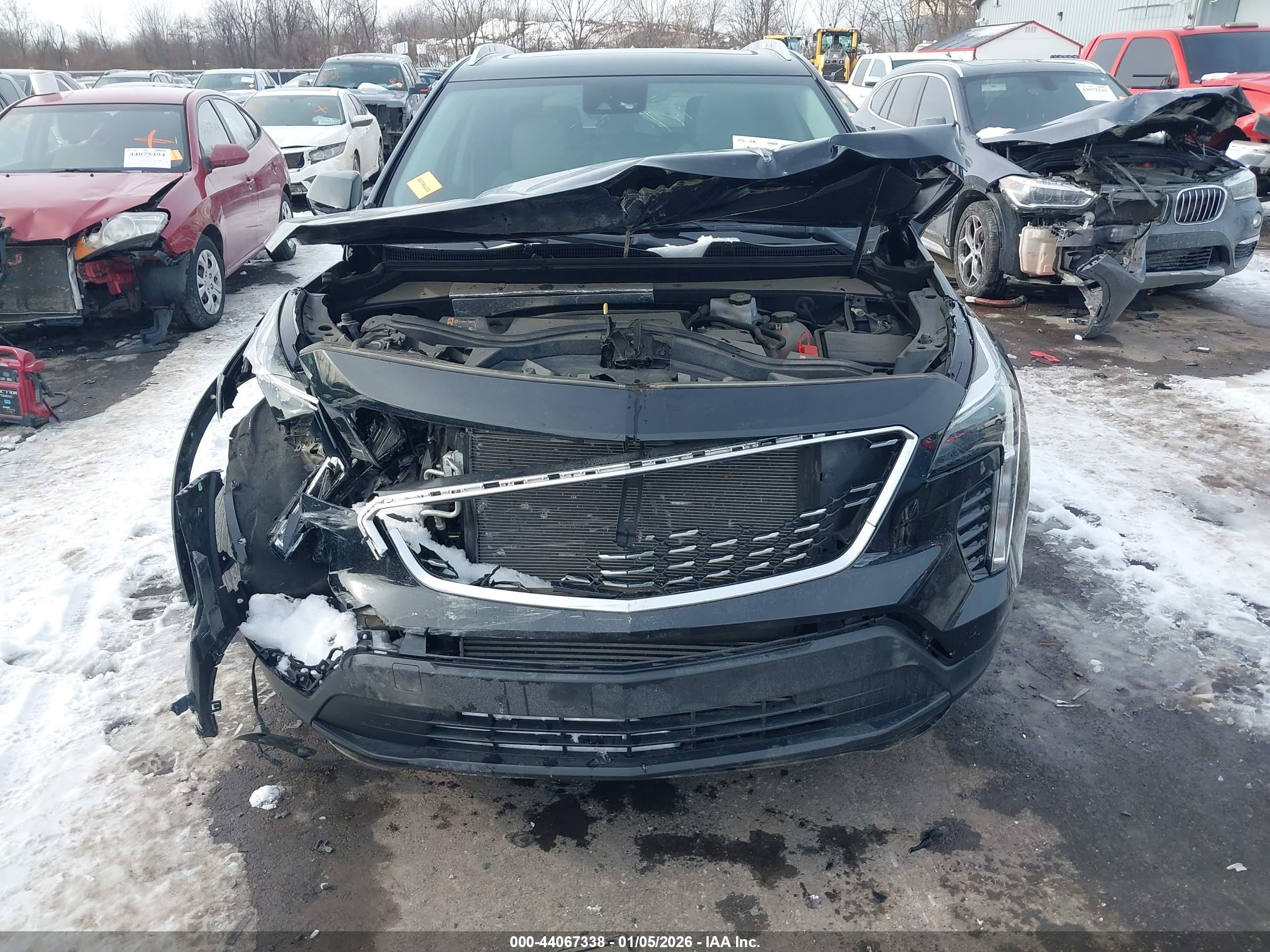 CADILLAC XT4 image 6