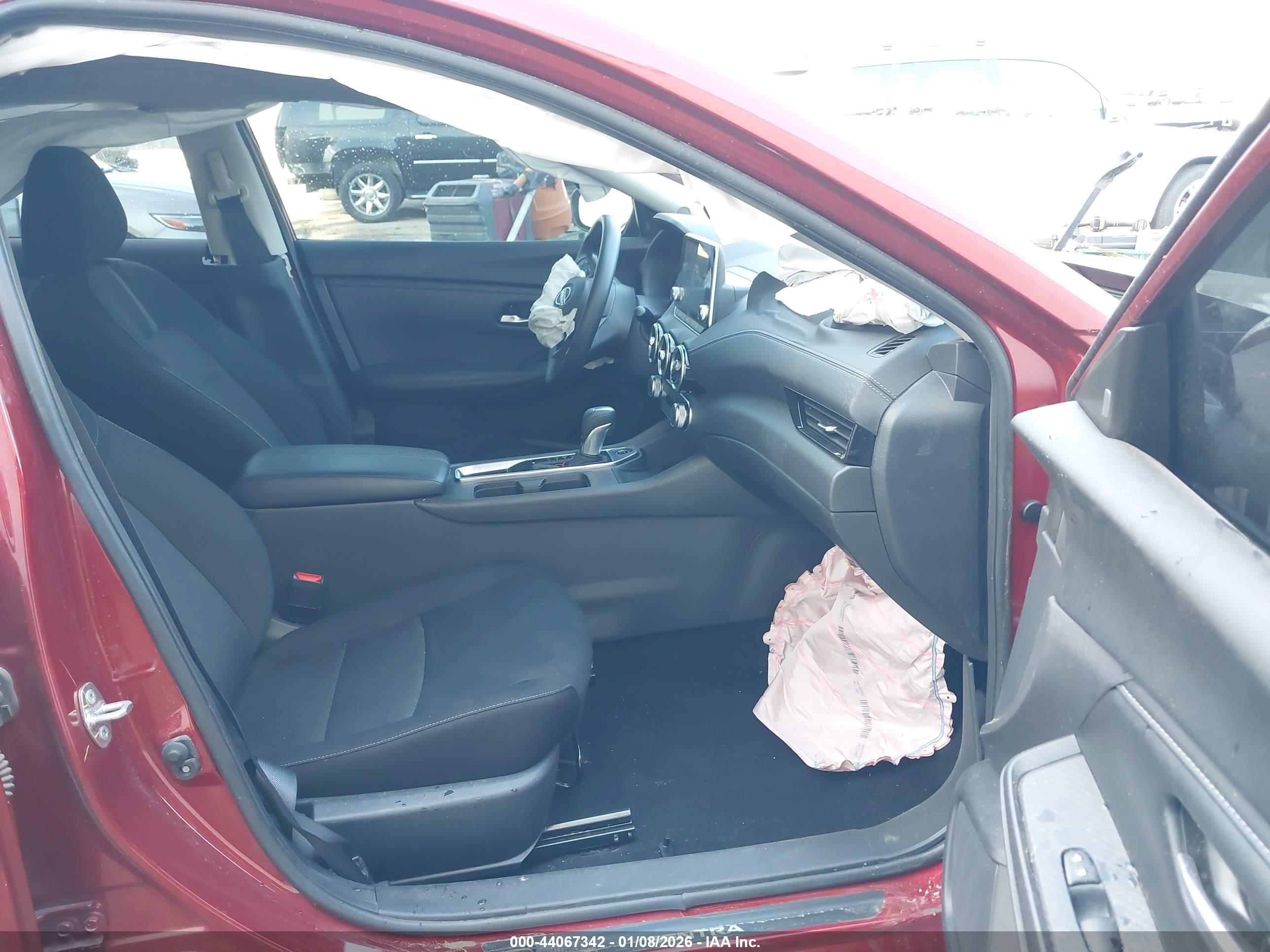 NISSAN SENTRA image 5