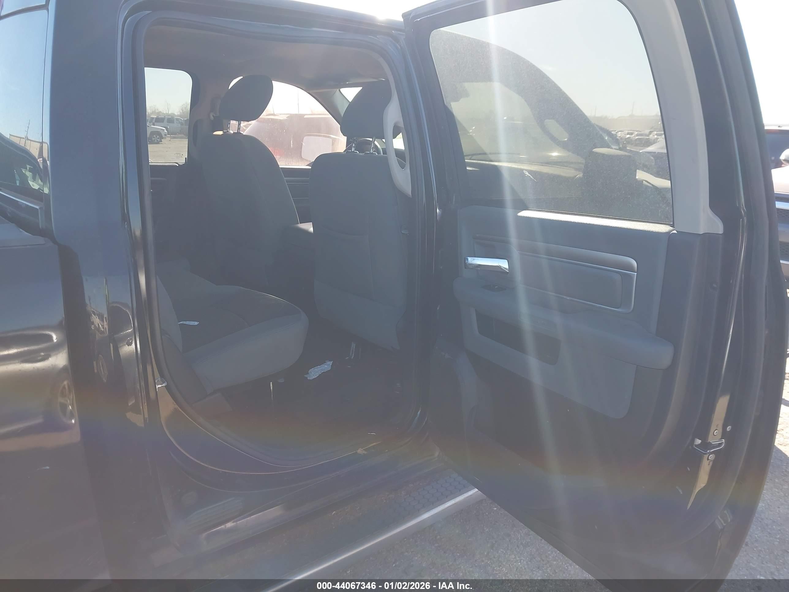 RAM 1500 image 8