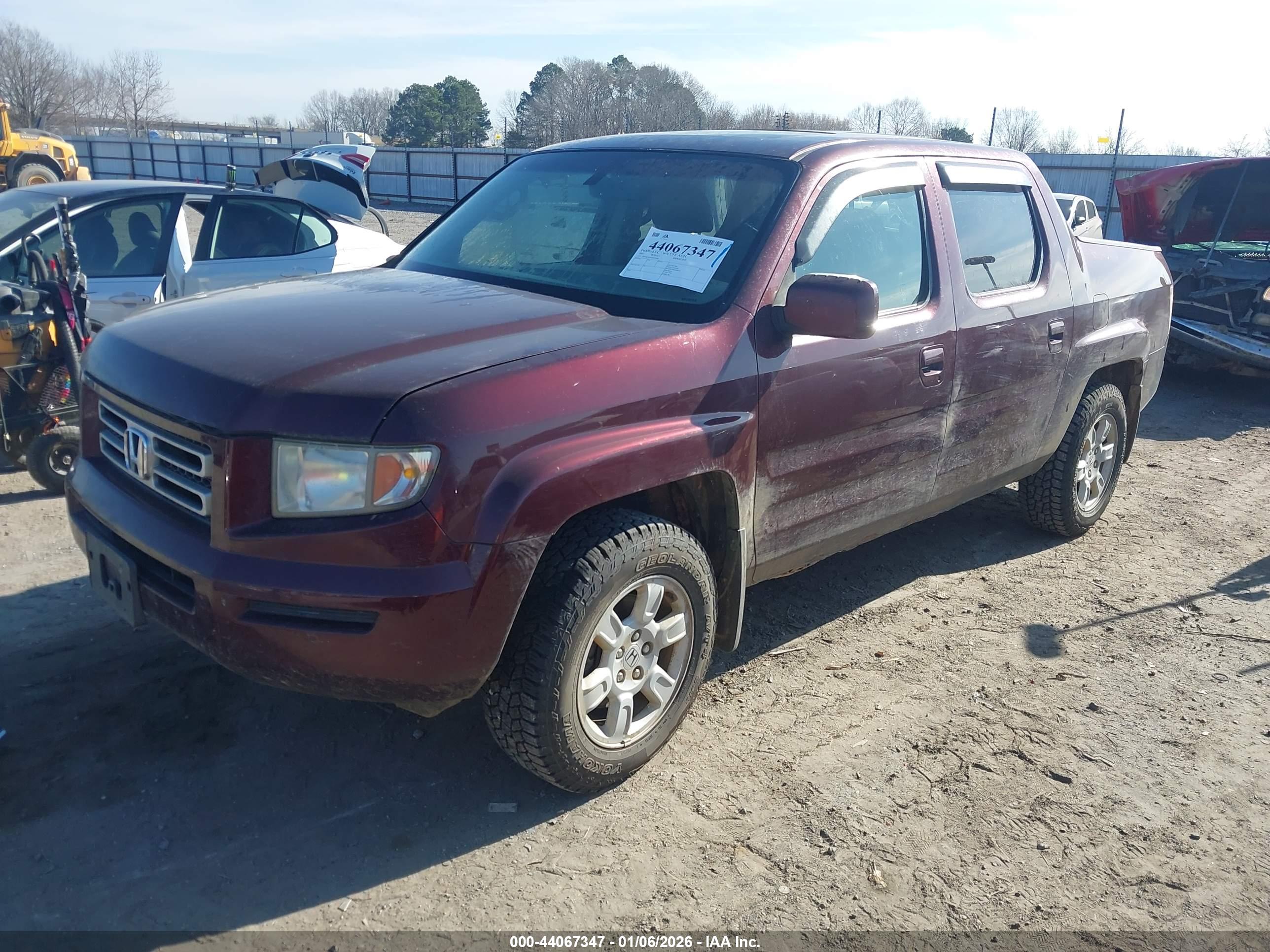 HONDA RIDGELINE image 2