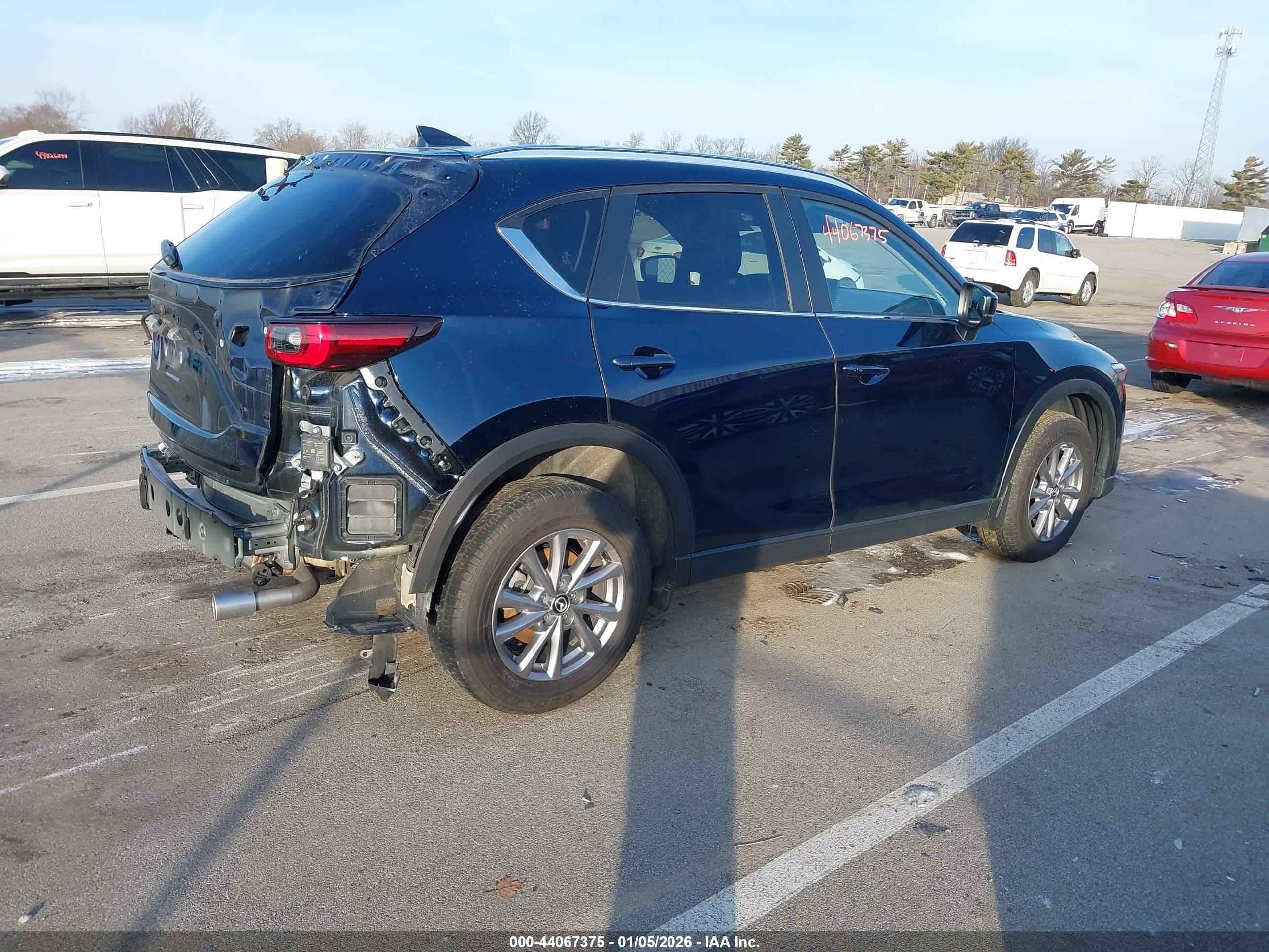 MAZDA CX-5 image 4