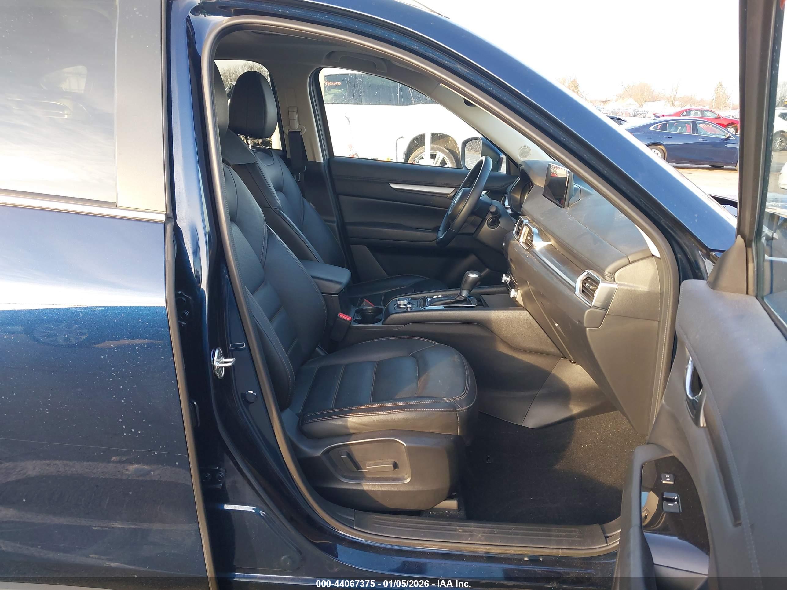 MAZDA CX-5 image 5
